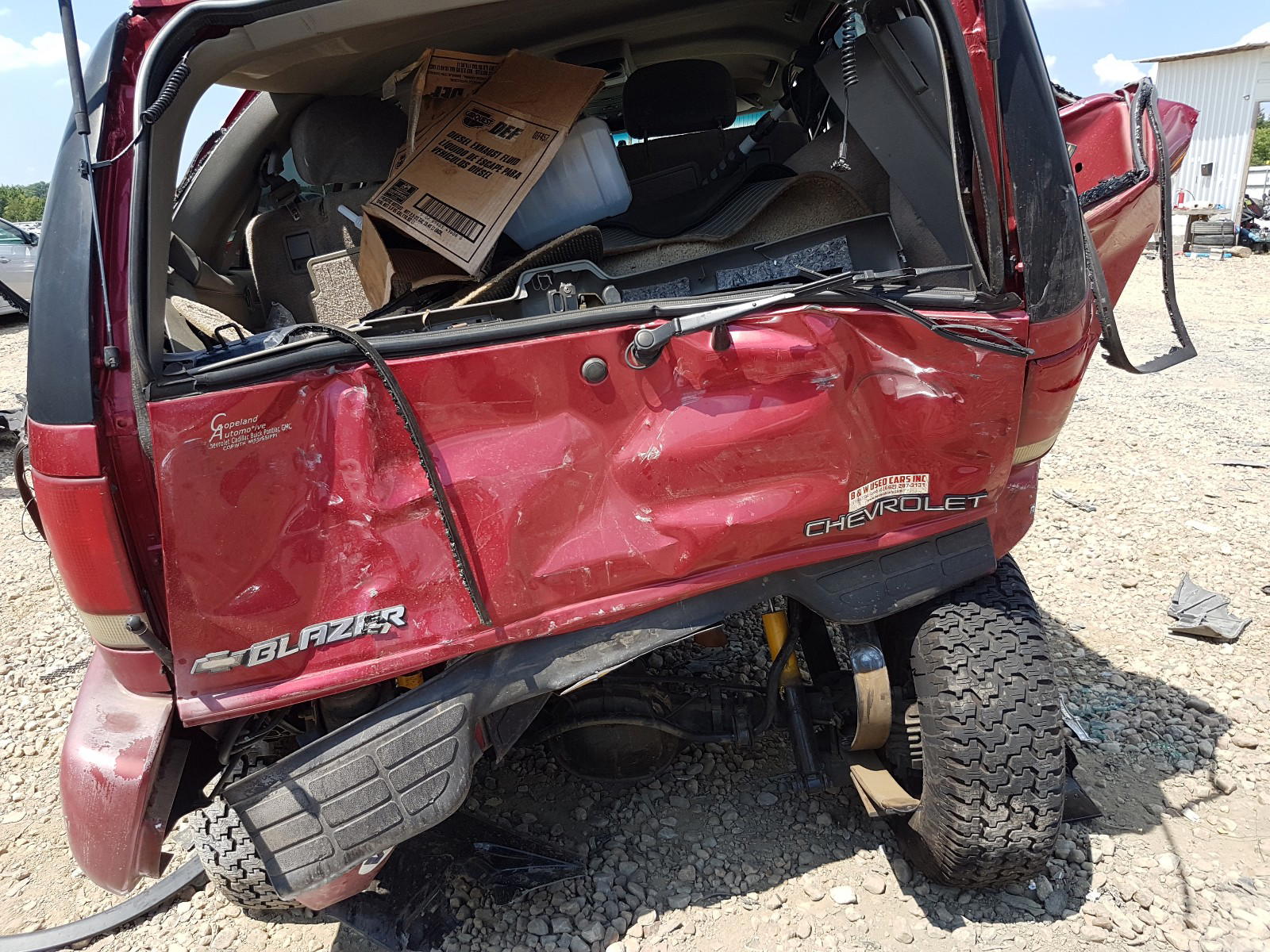 Photo 9 from auction – 2000 CHEVROLET BLAZER with VIN 1GNCS13W9Y2148703