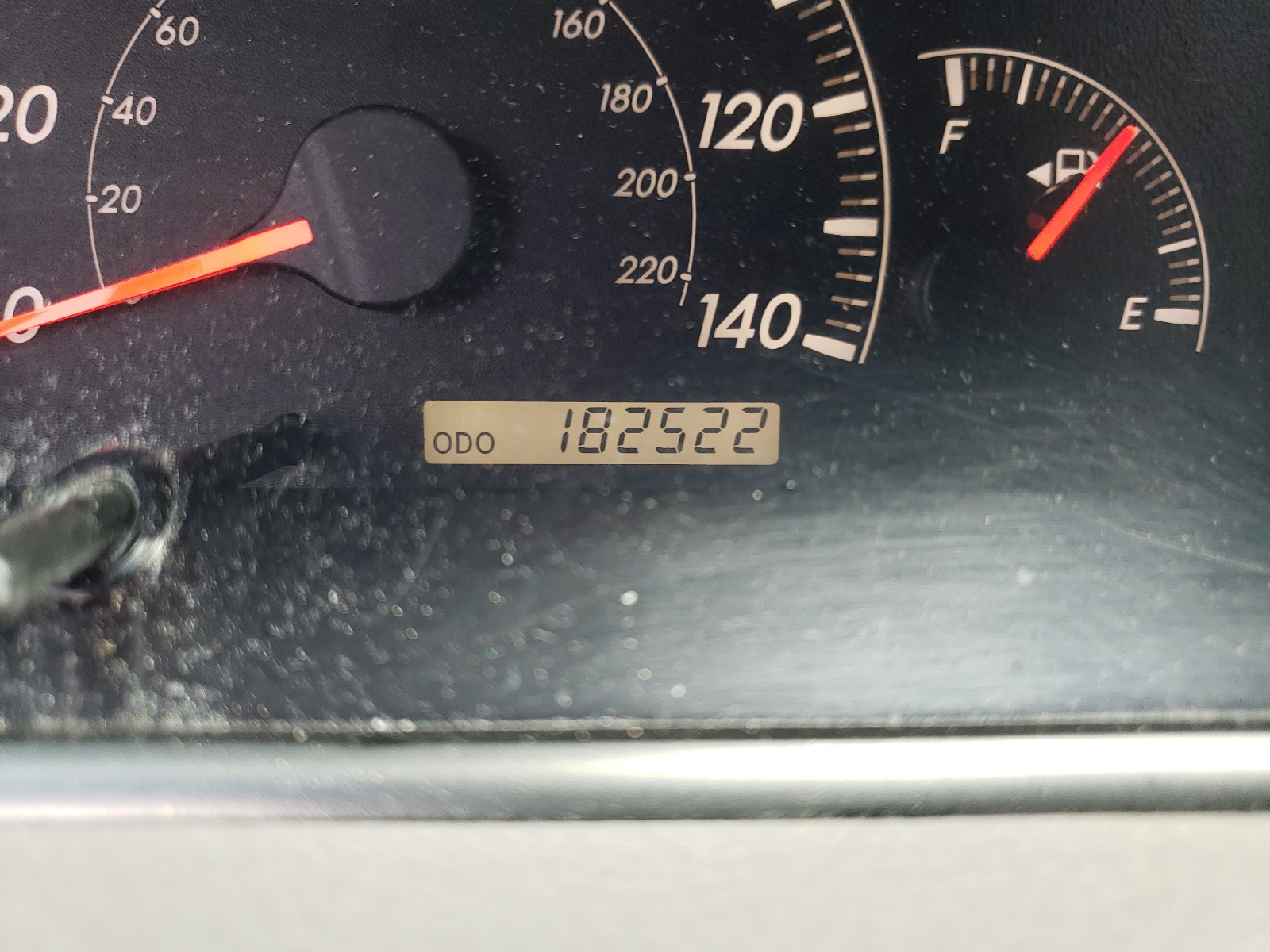 Photo 8 from auction – 2005 TOYOTA CAMRY LE with VIN 4T1BE32K45U385925