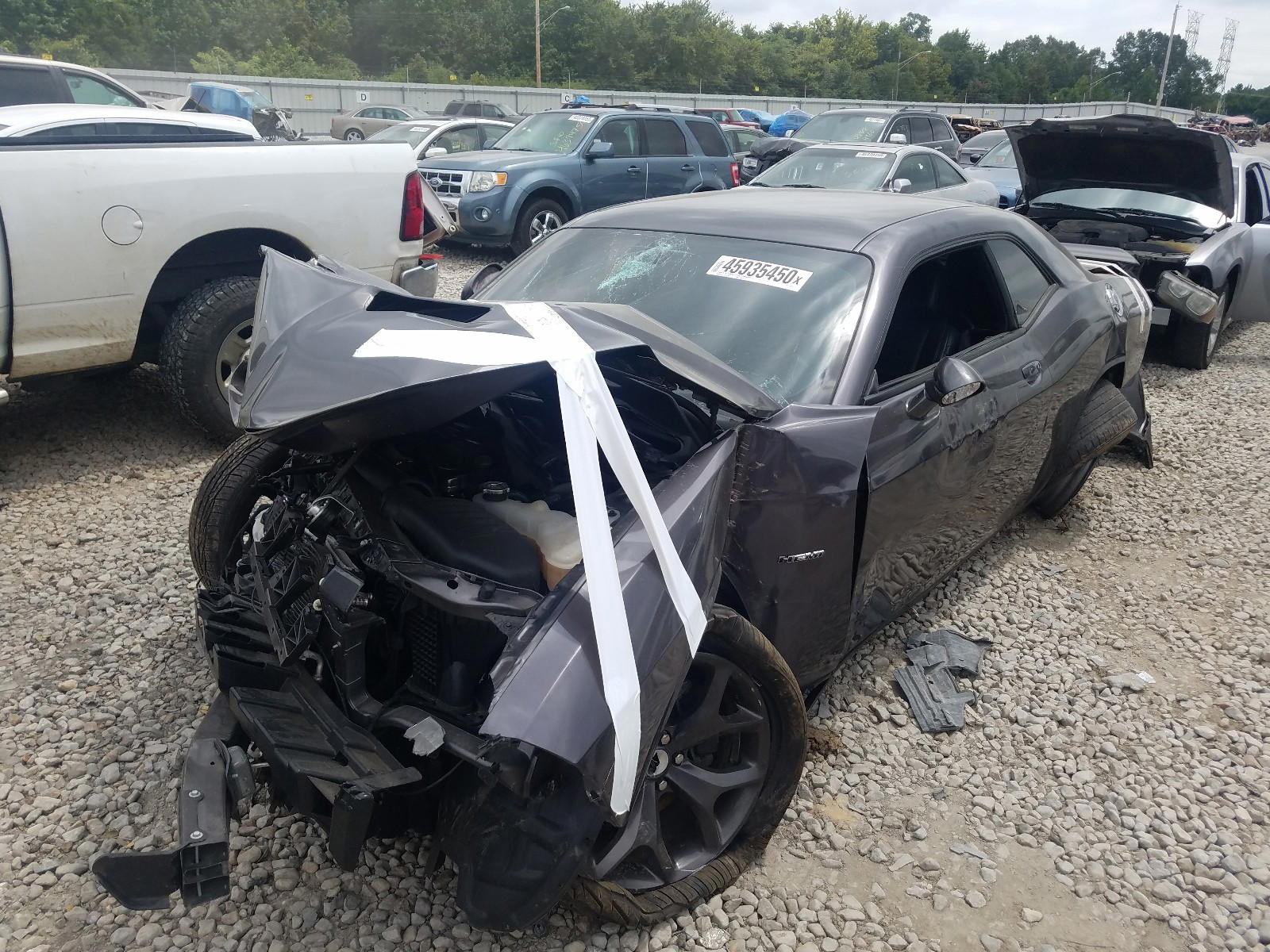 Photo 2 from auction – 2018 DODGE CHALLENGER with VIN 2C3CDZBTXJH259450