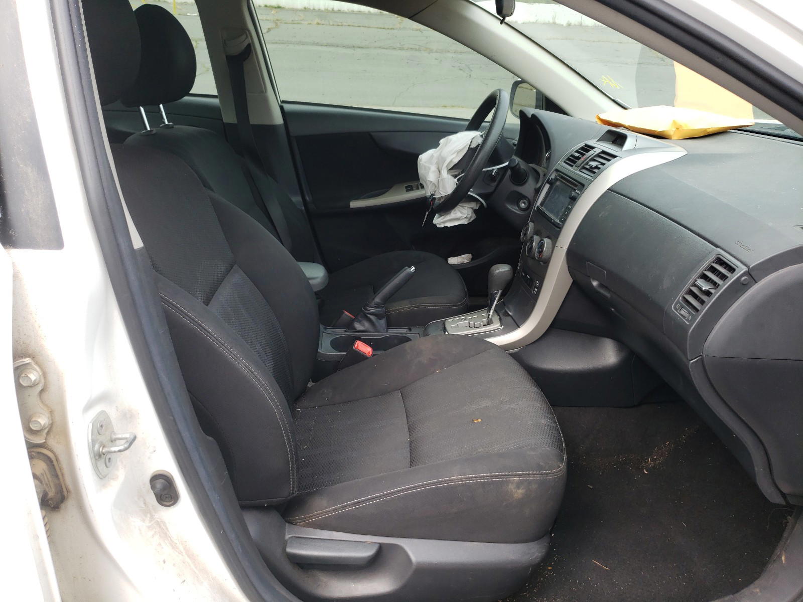 Photo 5 from auction – 2013 TOYOTA COROLLA BA with VIN 2T1BU4EE0DC981936