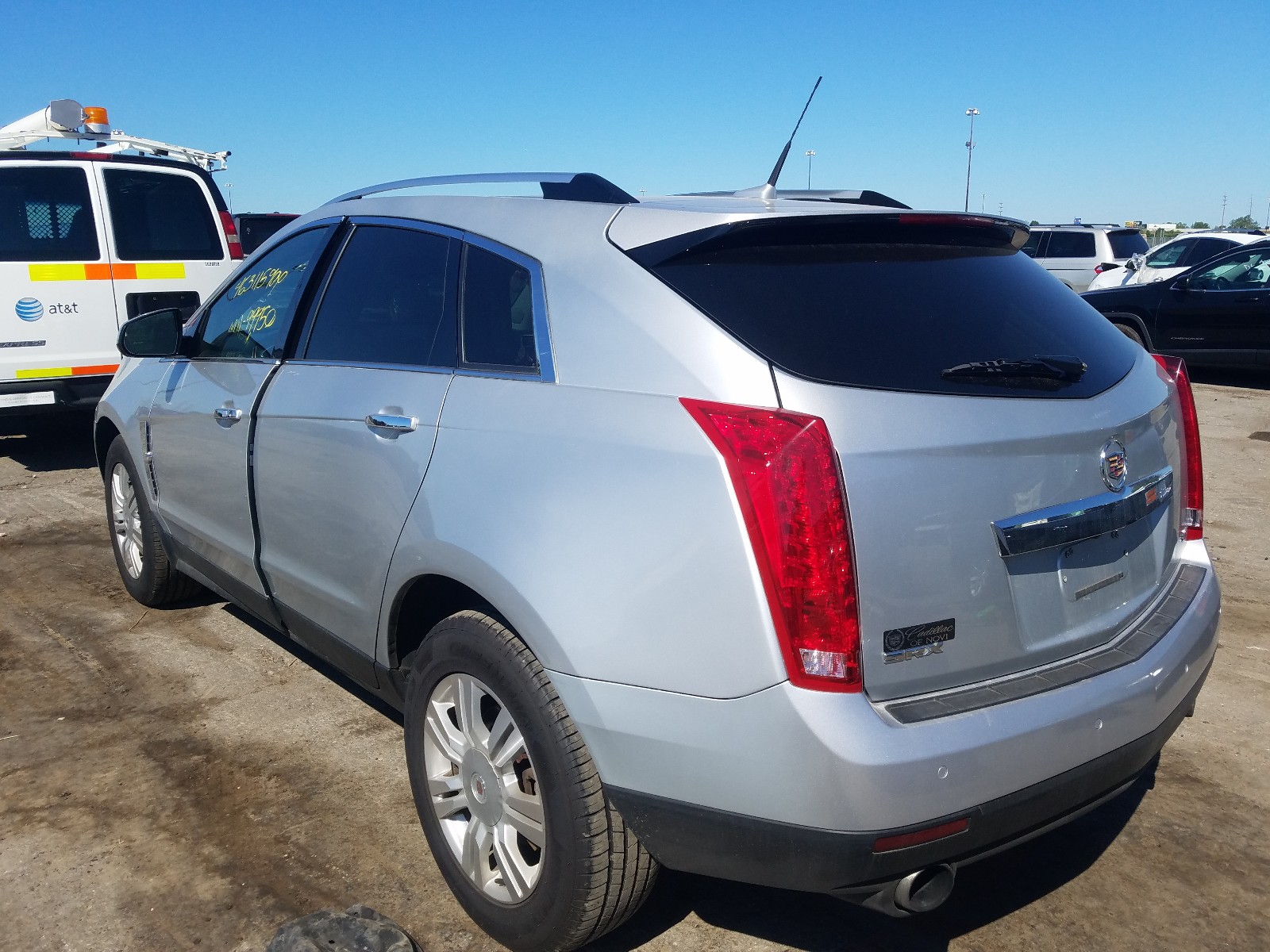 Photo 3 from auction – 2012 CADILLAC SRX LUXURY with VIN 3GYFNAE35CS591728