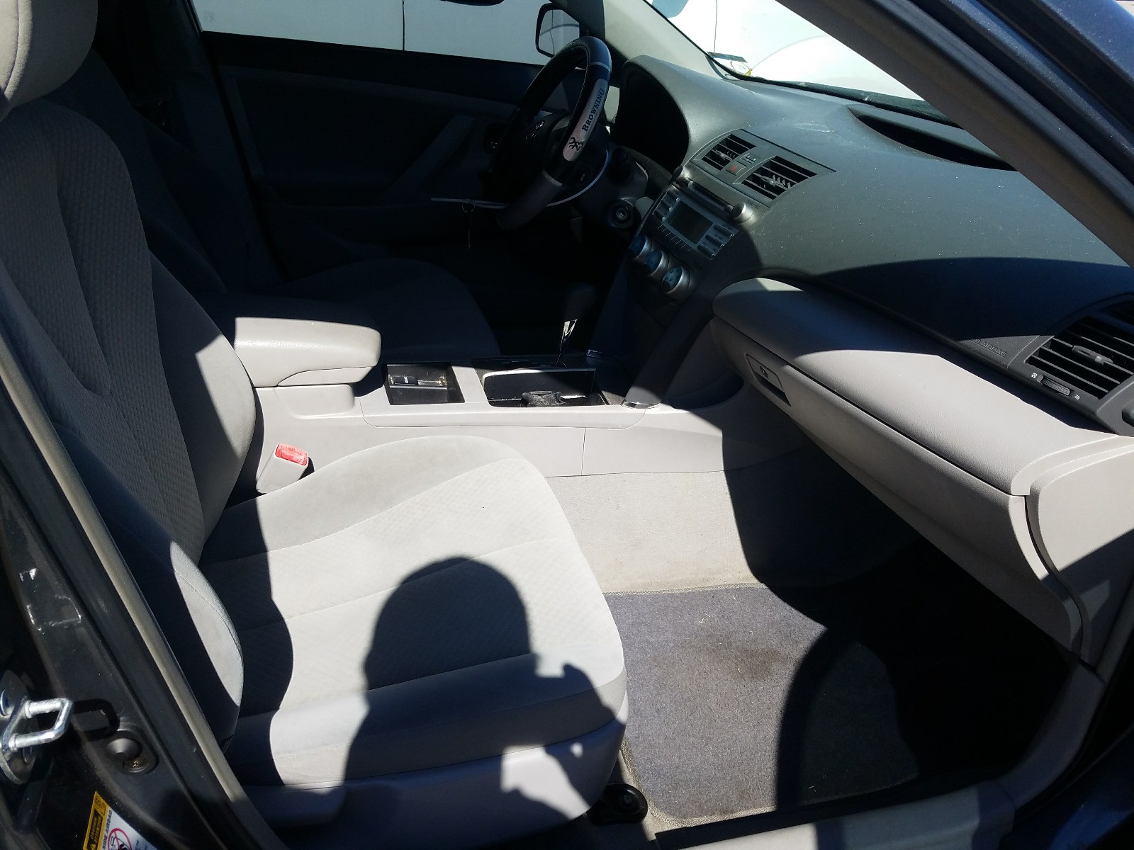 Photo 5 from auction – 2007 TOYOTA CAMRY CE with VIN 4T1BE46K87U553147