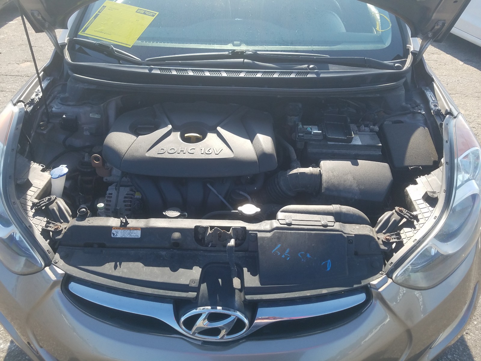 Photo 7 from auction – 2012 HYUNDAI ELANTRA GL with VIN 5NPDH4AE0CH078510