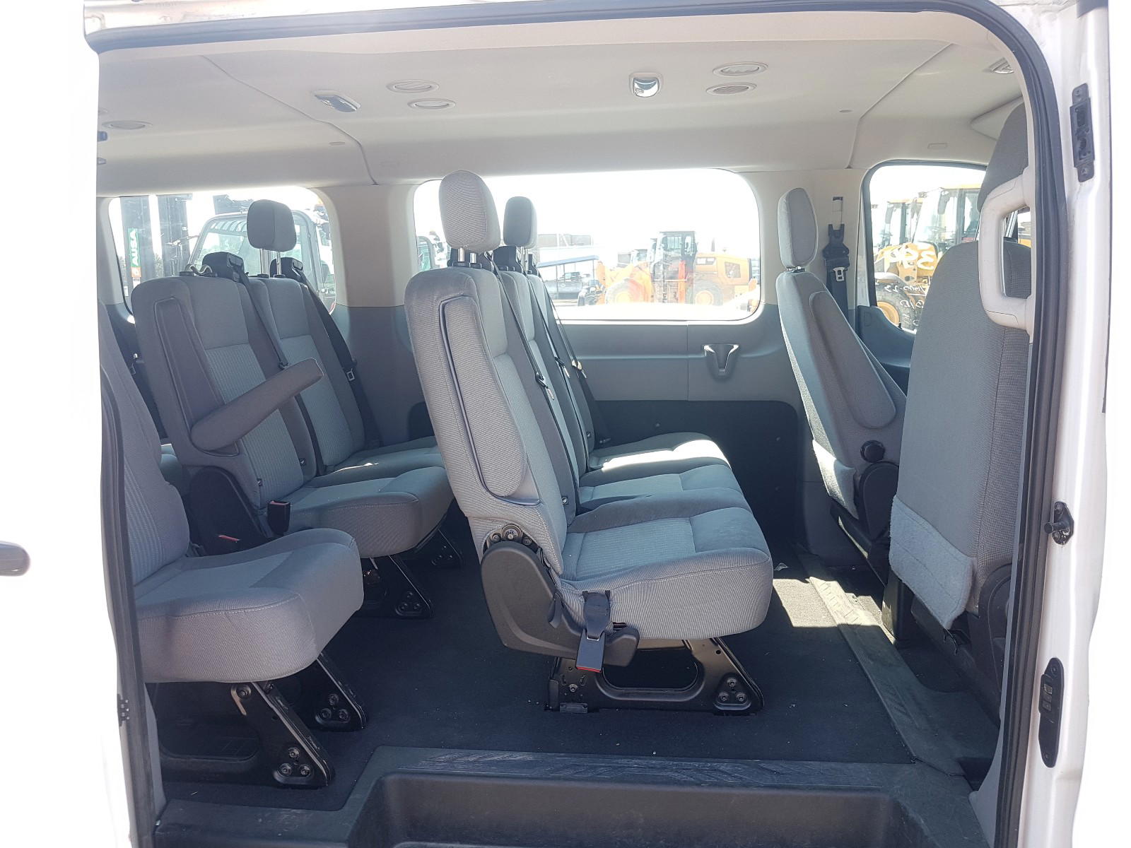 Photo 6 from auction – 2016 FORD TRANSIT T- with VIN 1FBZX2YM2GKA67644