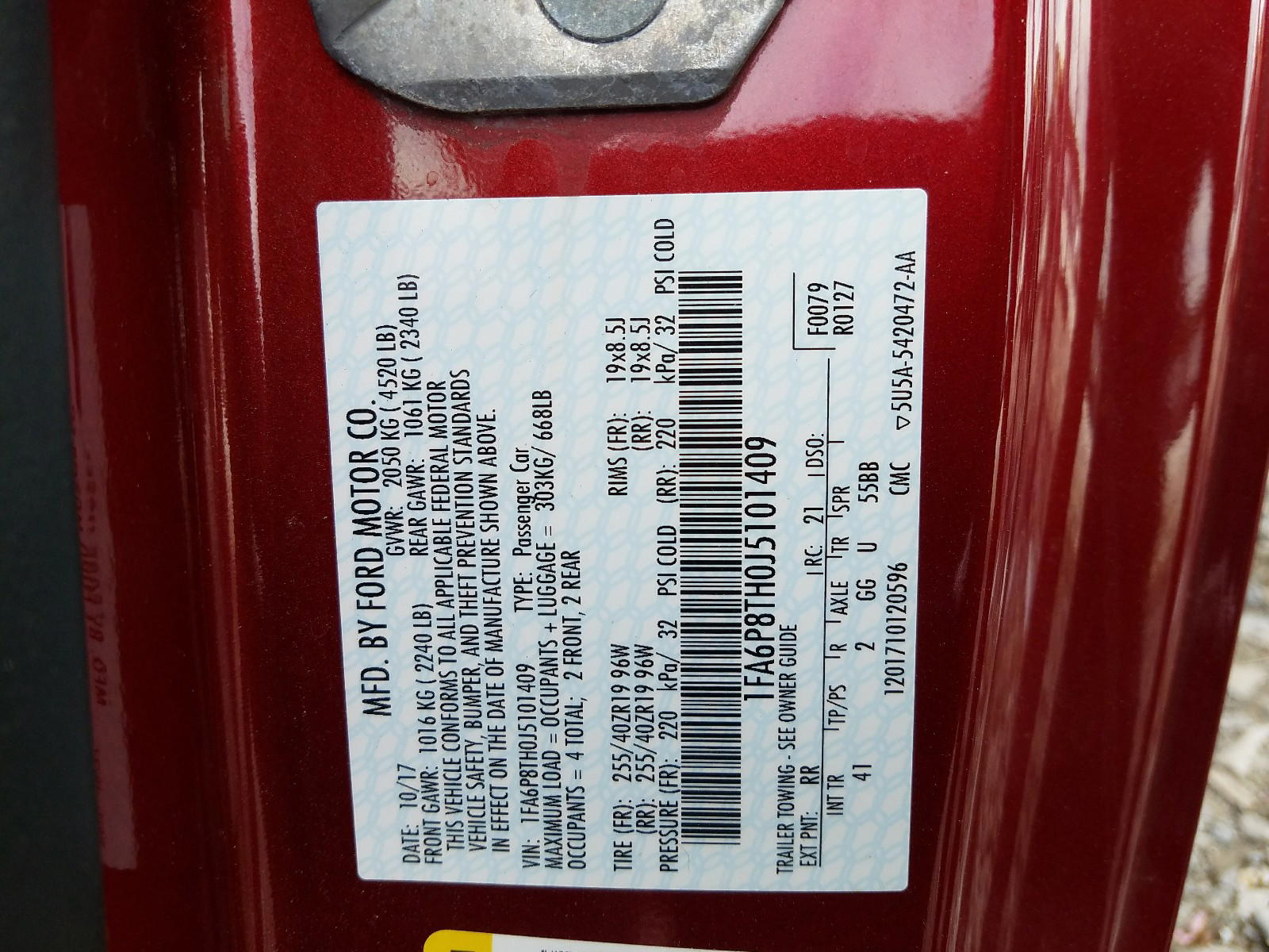 Photo 10 from auction – 2018 FORD MUSTANG with VIN 1FA6P8TH0J5101409