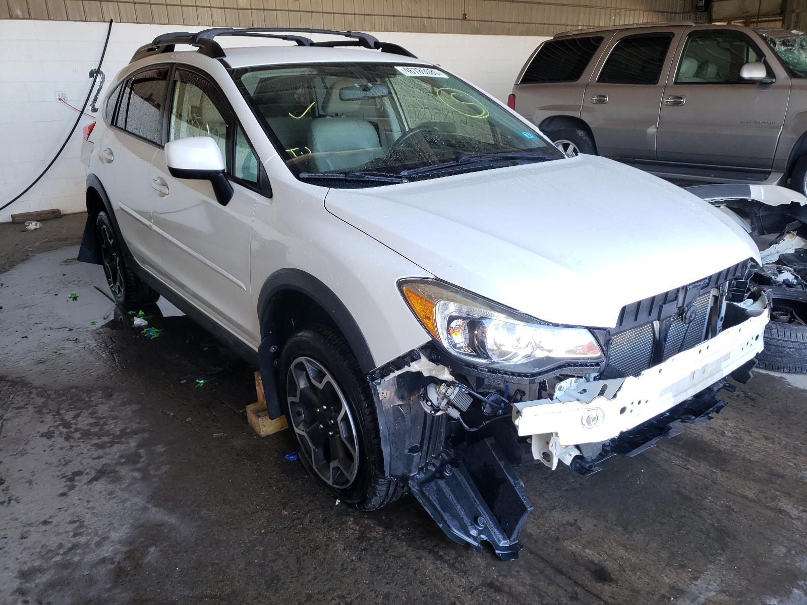 SUBARU XV CROSSTR 2014 with VIN JF2GPAGC6E8321146 - Photo from auction