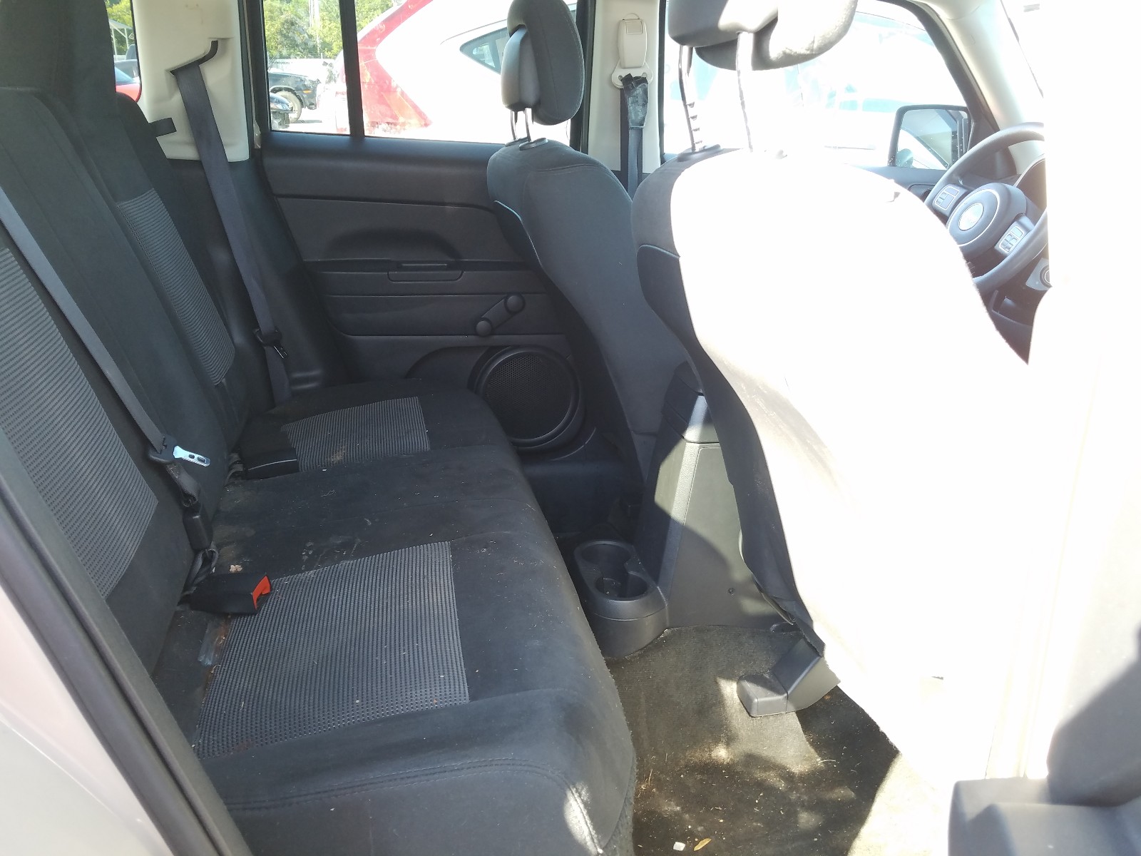 Photo 6 from auction – 2017 JEEP PATRIOT SP with VIN 1C4NJPBB2HD103645
