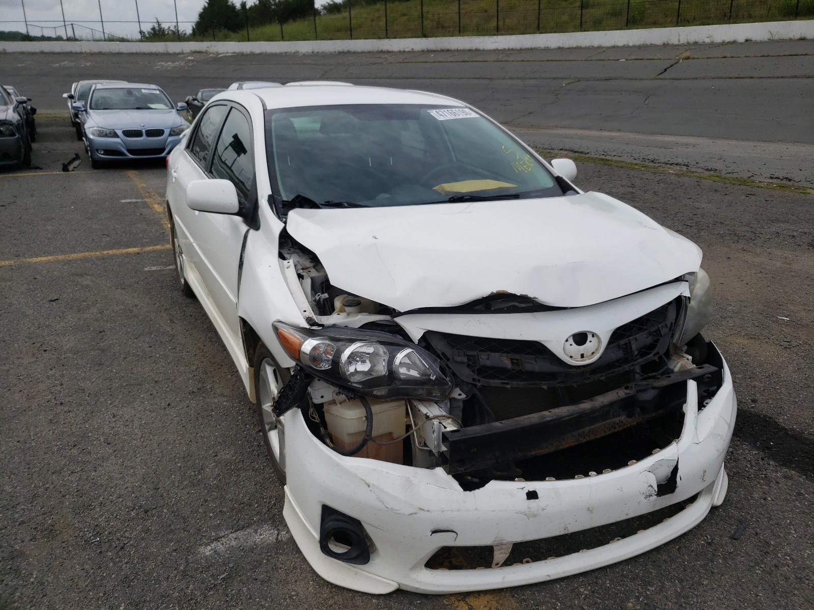 Photo 9 from auction – 2013 TOYOTA COROLLA BA with VIN 2T1BU4EE0DC981936