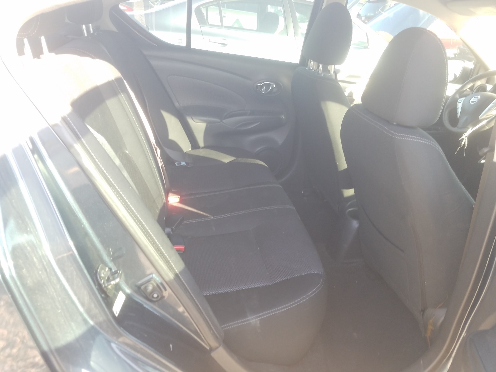 Photo 6 from auction – 2017 NISSAN VERSA S with VIN 3N1CN7AP4HL822837