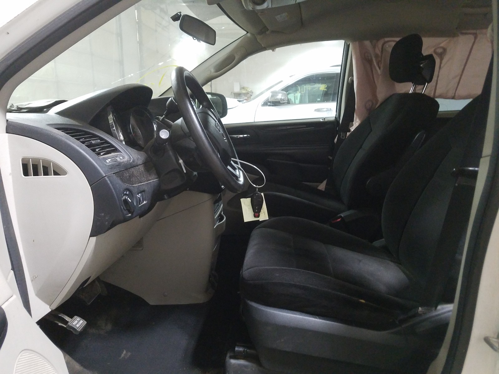 Photo 5 from auction – 2013 DODGE GRAND CARA with VIN 2C4RDGBG5DR609224