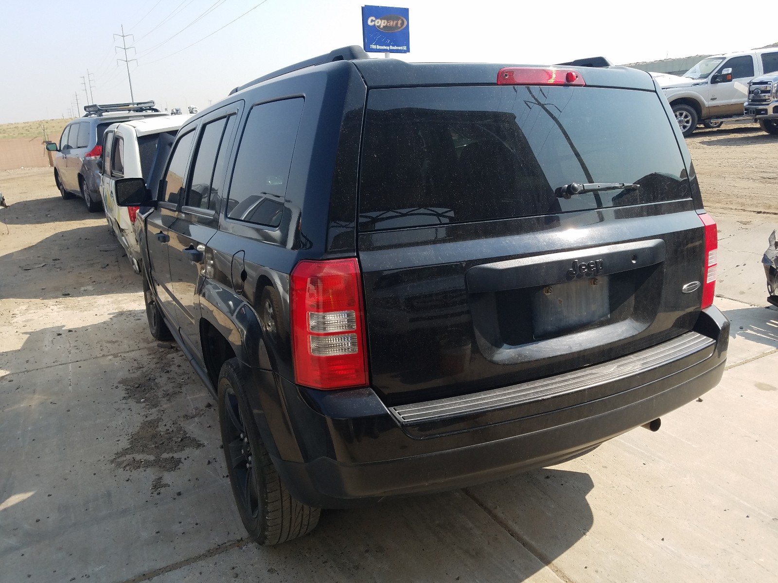 Photo 3 from auction – 2015 JEEP PATRIOT SP with VIN 1C4NJPBA1FD377455