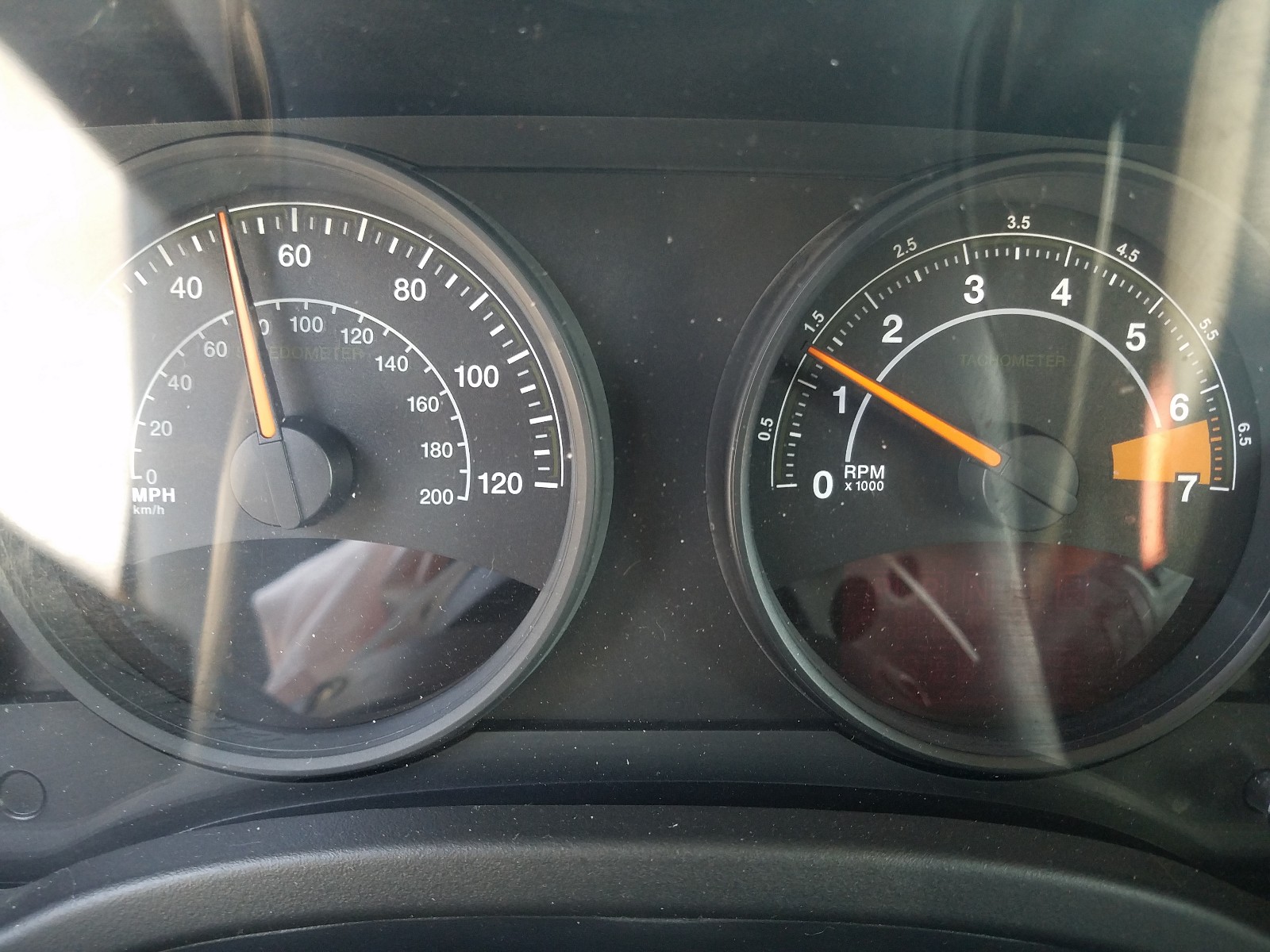 Photo 8 from auction – 2015 JEEP PATRIOT SP with VIN 1C4NJPBA1FD377455