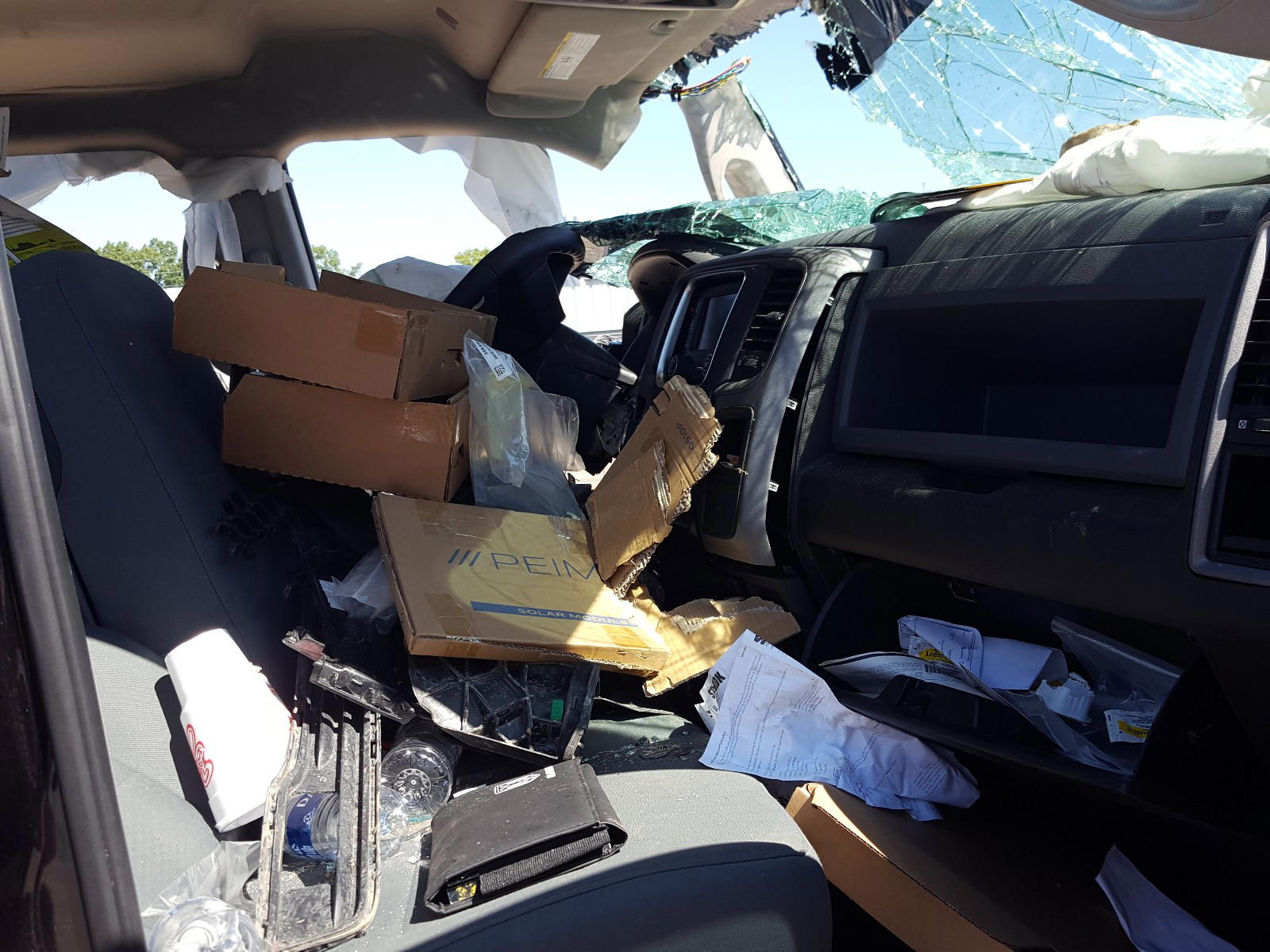 Photo 5 from auction – 2019 RAM 1500 CLASS with VIN 1C6RR7KT5KS505916