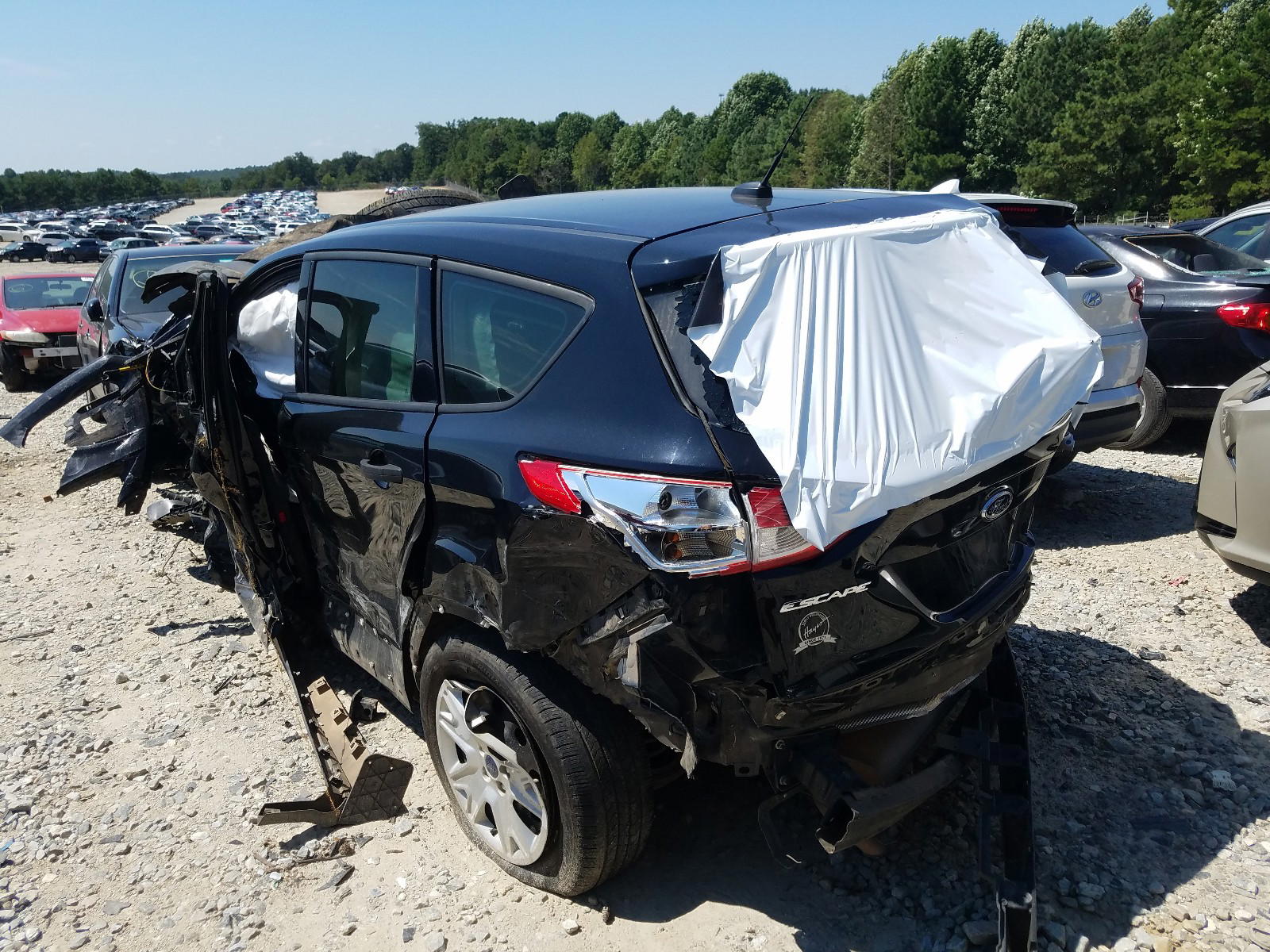 Photo 3 from auction – 2016 FORD ESCAPE S with VIN 1FMCU0F74GUA59962