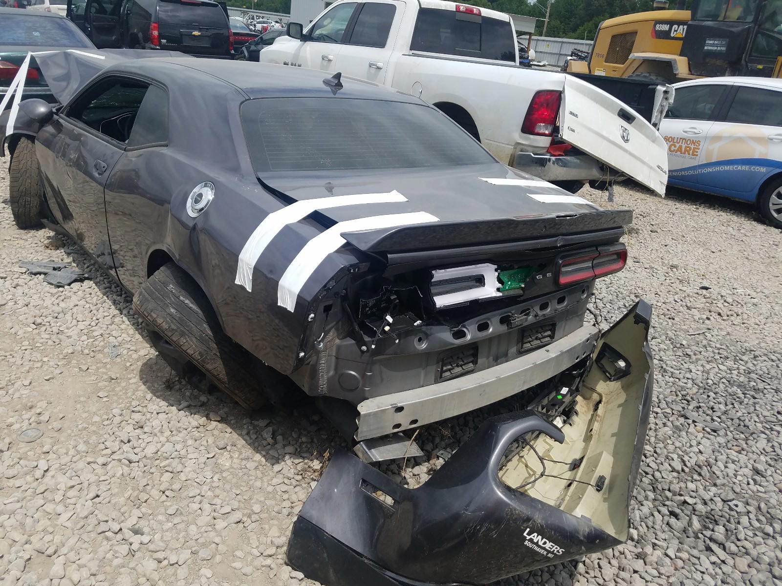 Photo 3 from auction – 2018 DODGE CHALLENGER with VIN 2C3CDZBTXJH259450