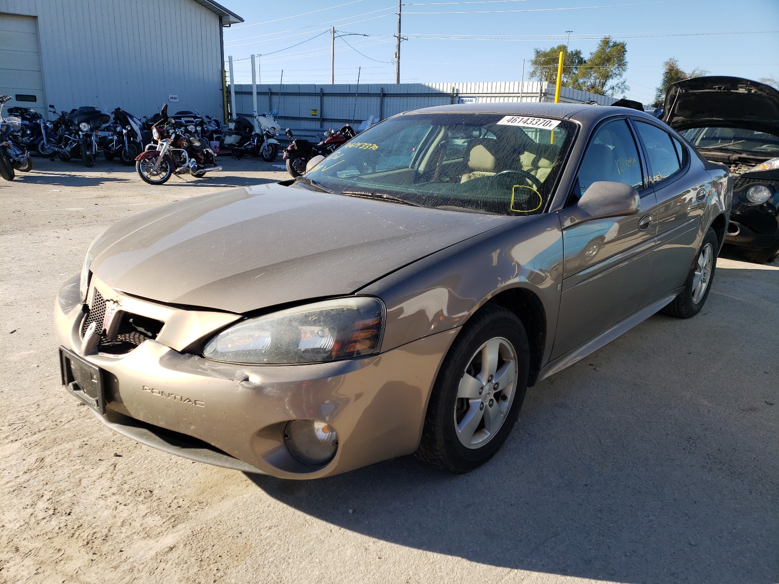 Photo 2 from auction – 2007 PONTIAC GRAND PRIX with VIN 2G2WP552171153339