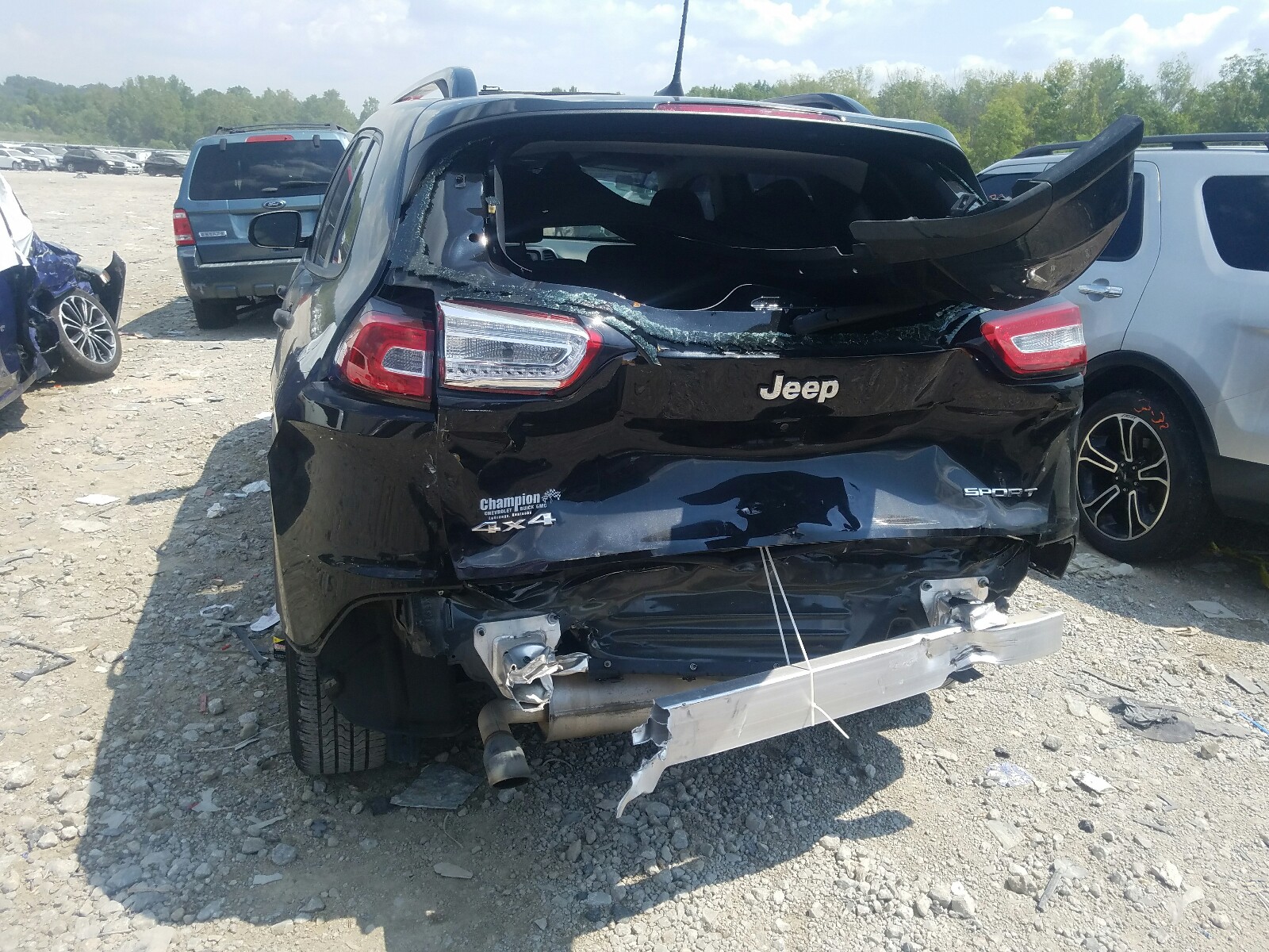 Photo 9 from auction – 2016 JEEP CHEROKEE S with VIN 1C4PJMAB5GW142080