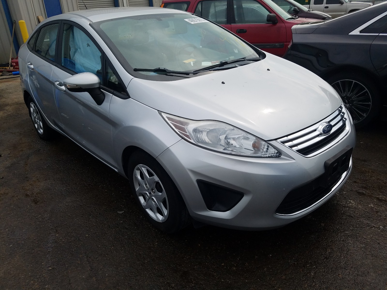FORD FIESTA SE 2013 with VIN 3FADP4BJ8DM222806 - Photo from auction