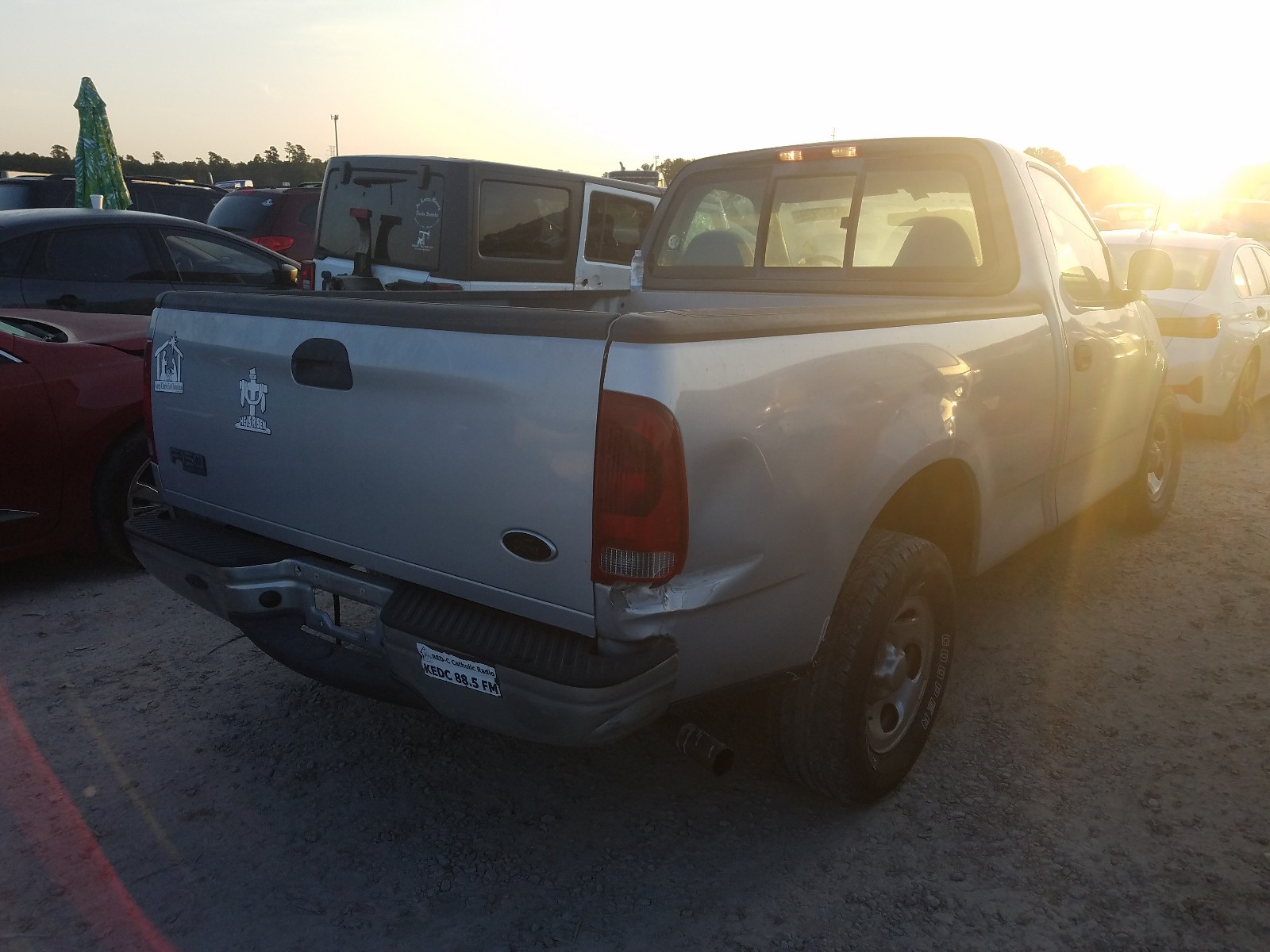 Photo 4 from auction – 2004 FORD F-150 HERI with VIN 2FTRF17284CA05478