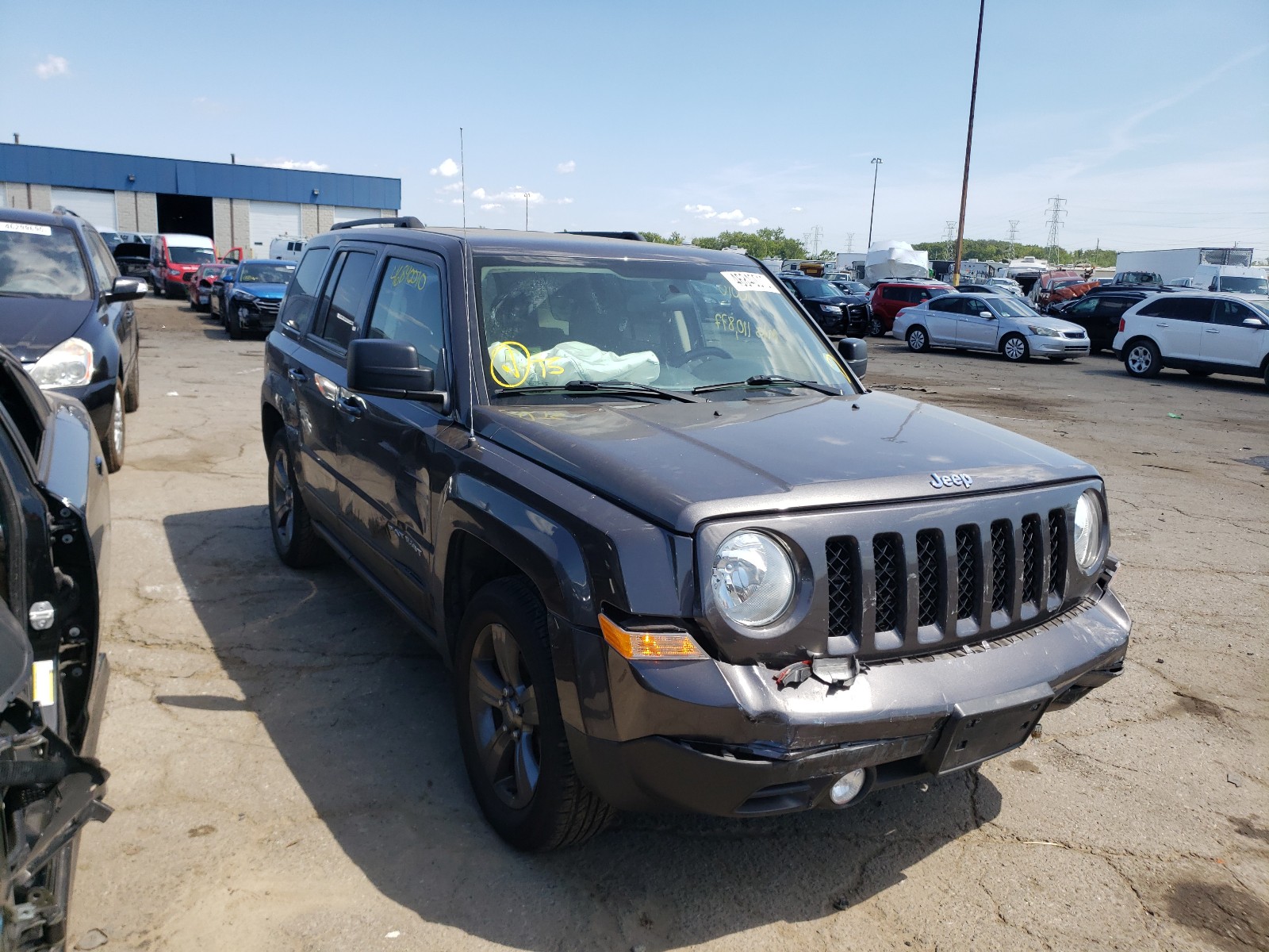 JEEP PATRIOT LA 2015 with VIN 1C4NJPFA4FD295830 - Photo from auction