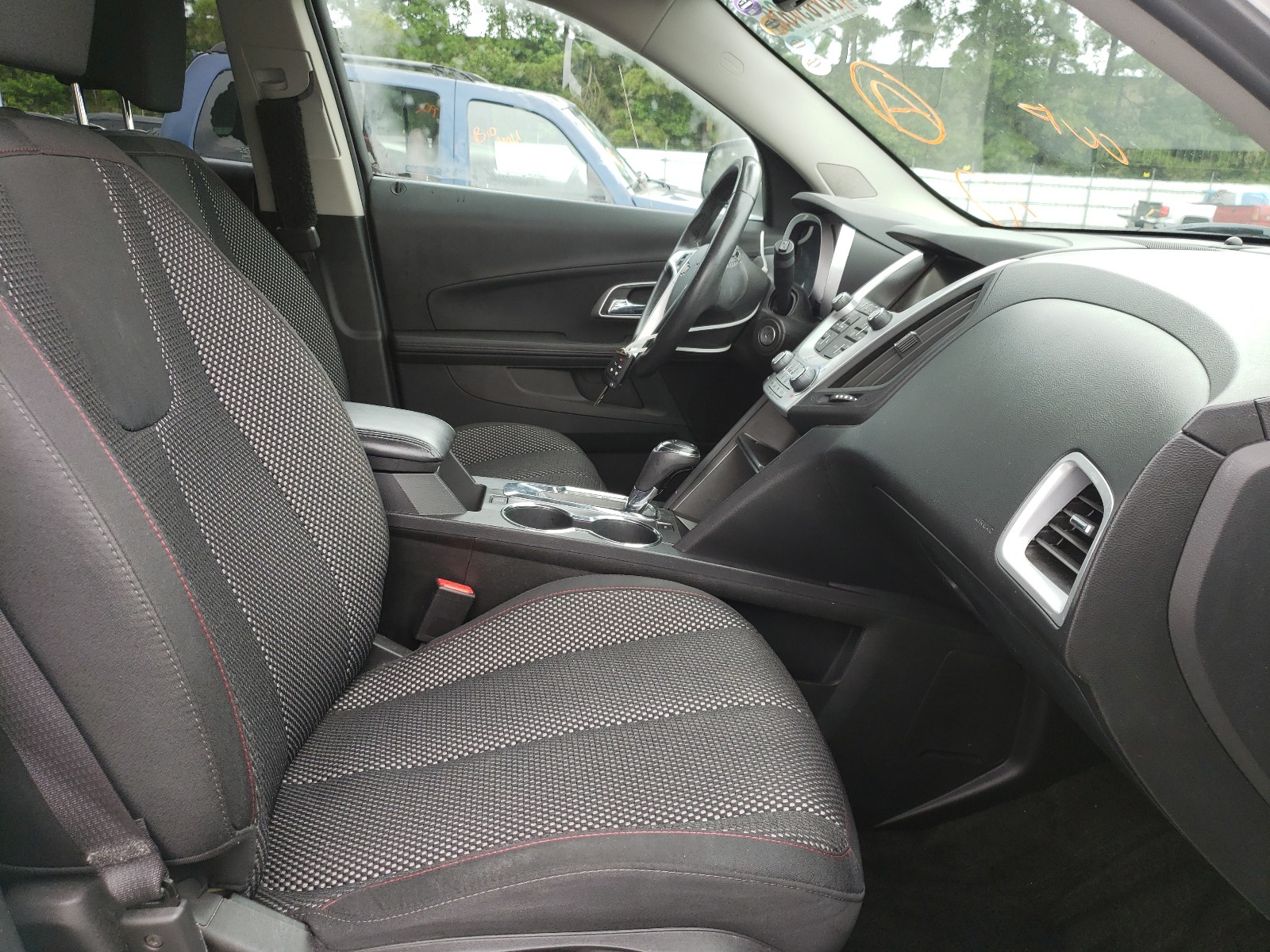 Photo 5 from auction – 2017 CHEVROLET EQUINOX LT with VIN 2GNALCEK9H6116251