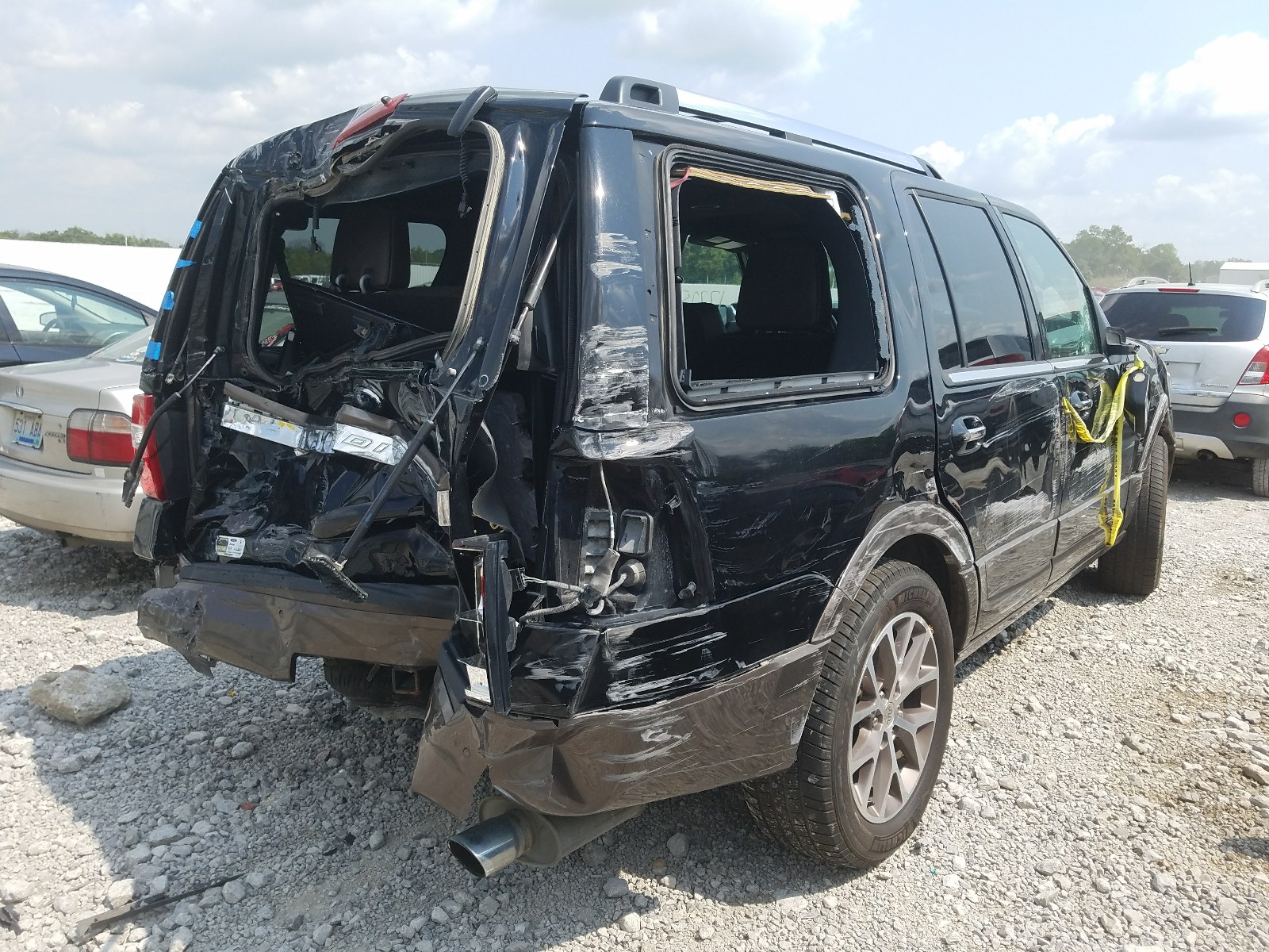 Photo 4 from auction – 2016 FORD EXPEDITION with VIN 1FMJU1JT0GEF14527