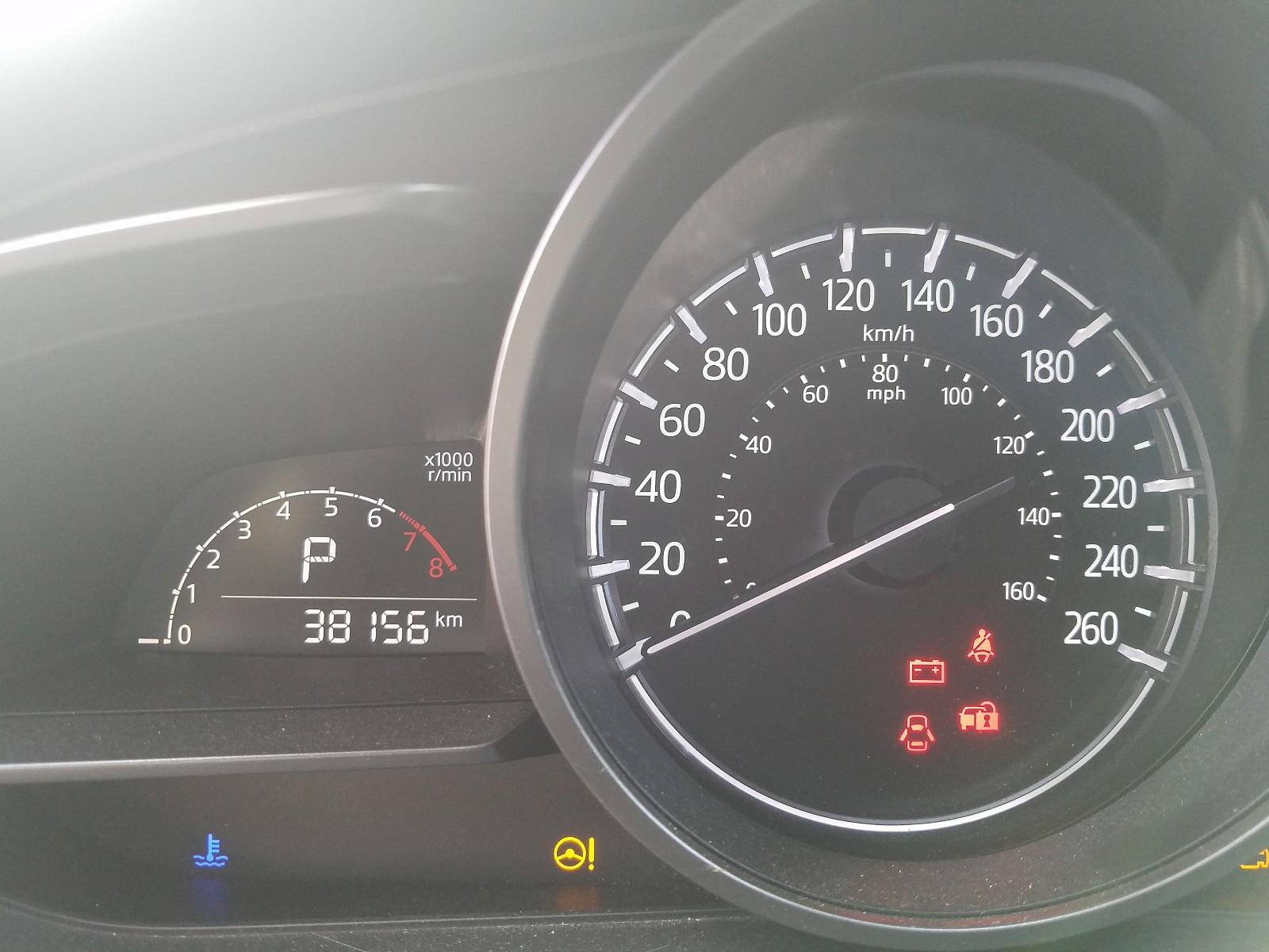 Photo 8 from auction – 2018 MAZDA 3 TOURING with VIN JM1BN1V78J1173427