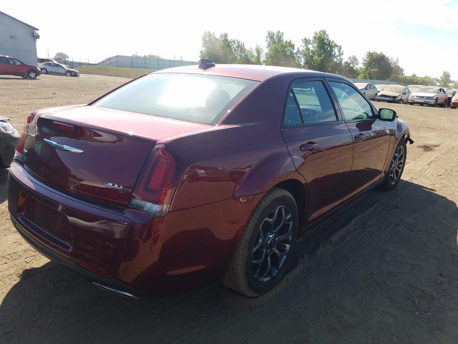 Photo 4 from auction – 2018 CHRYSLER 300 S with VIN 2C3CCAGG6JH149611