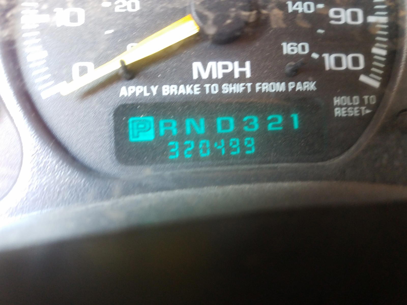 Photo 18 from auction – 2001 CHEVROLET SILVERADO with VIN 1GCEK19T01E251818