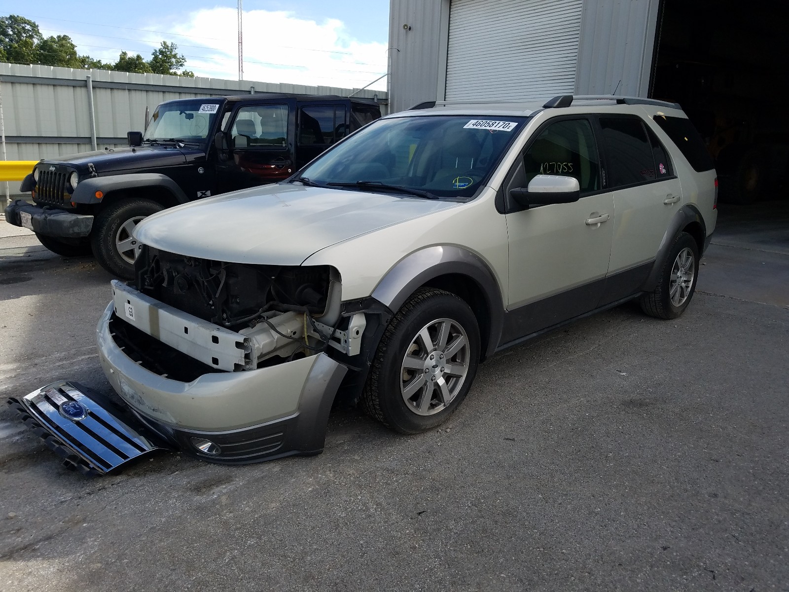 Photo 2 from auction – 2008 FORD TAURUS X S with VIN 1FMDK05W78GA29762