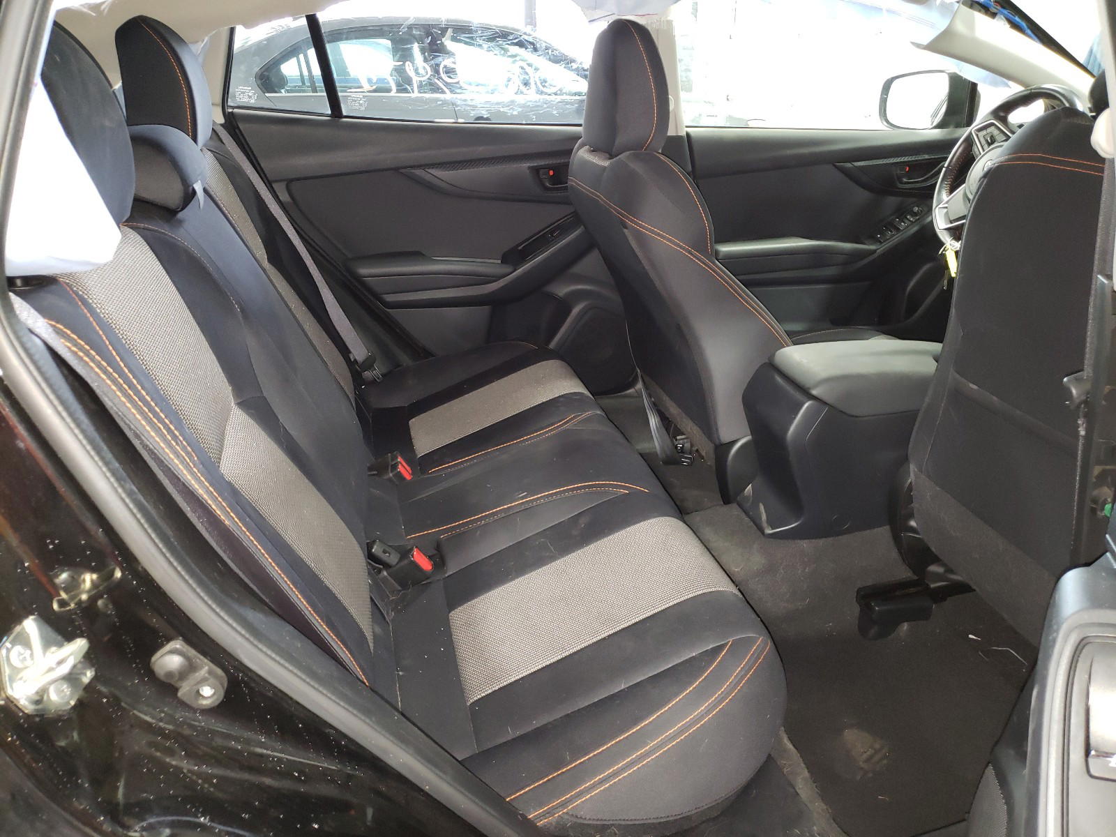 Photo 6 from auction – 2018 SUBARU CROSSTREK with VIN JF2GTABC0JH302699