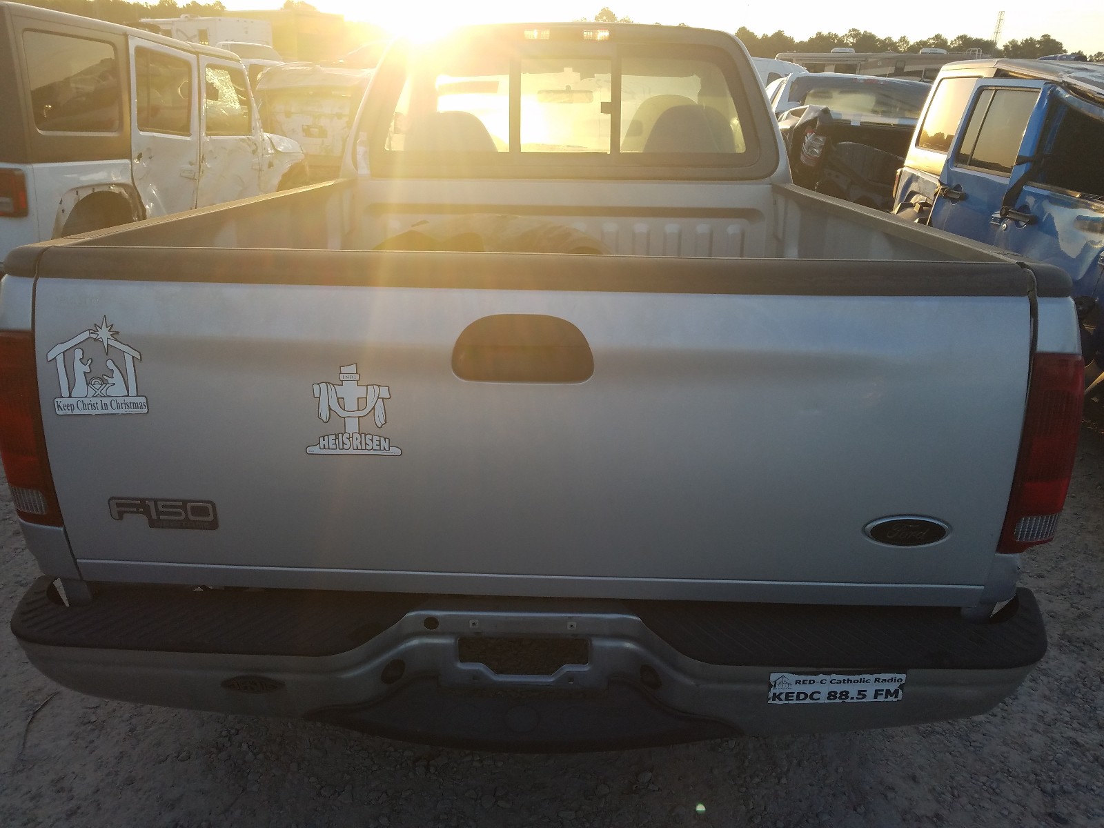 Photo 6 from auction – 2004 FORD F-150 HERI with VIN 2FTRF17284CA05478