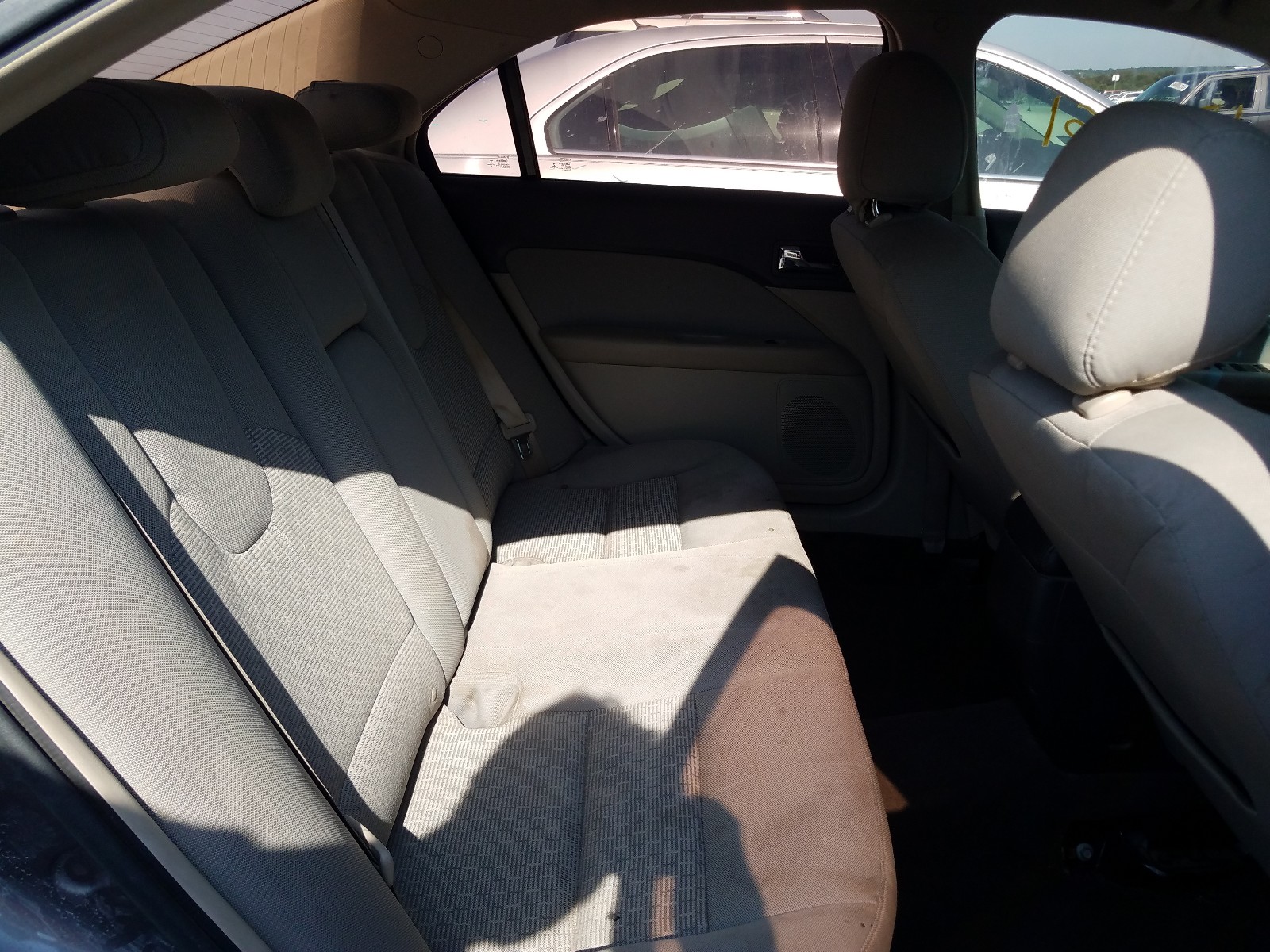 Photo 6 from auction – 2012 FORD FUSION SE with VIN 3FAHP0HA6CR436258