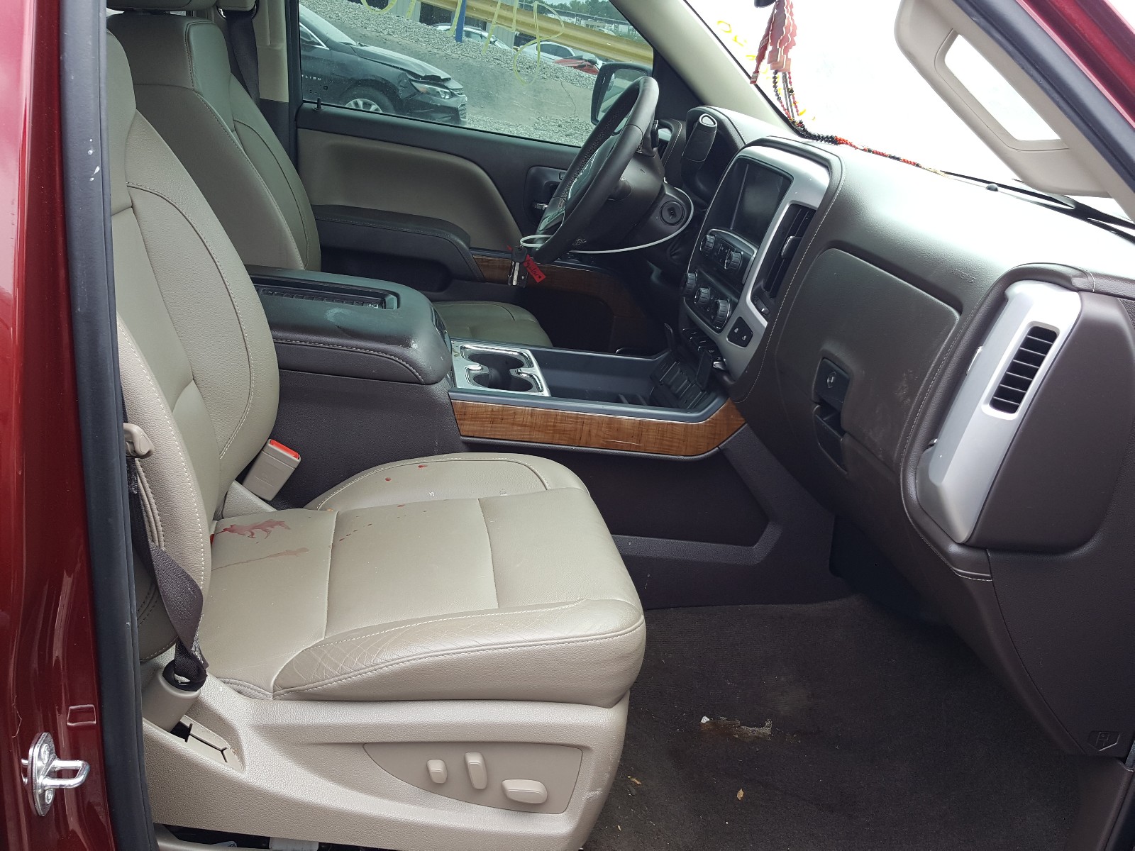 Photo 5 from auction – 2017 GMC SIERRA C15 with VIN 3GTP1NEC2HG323906