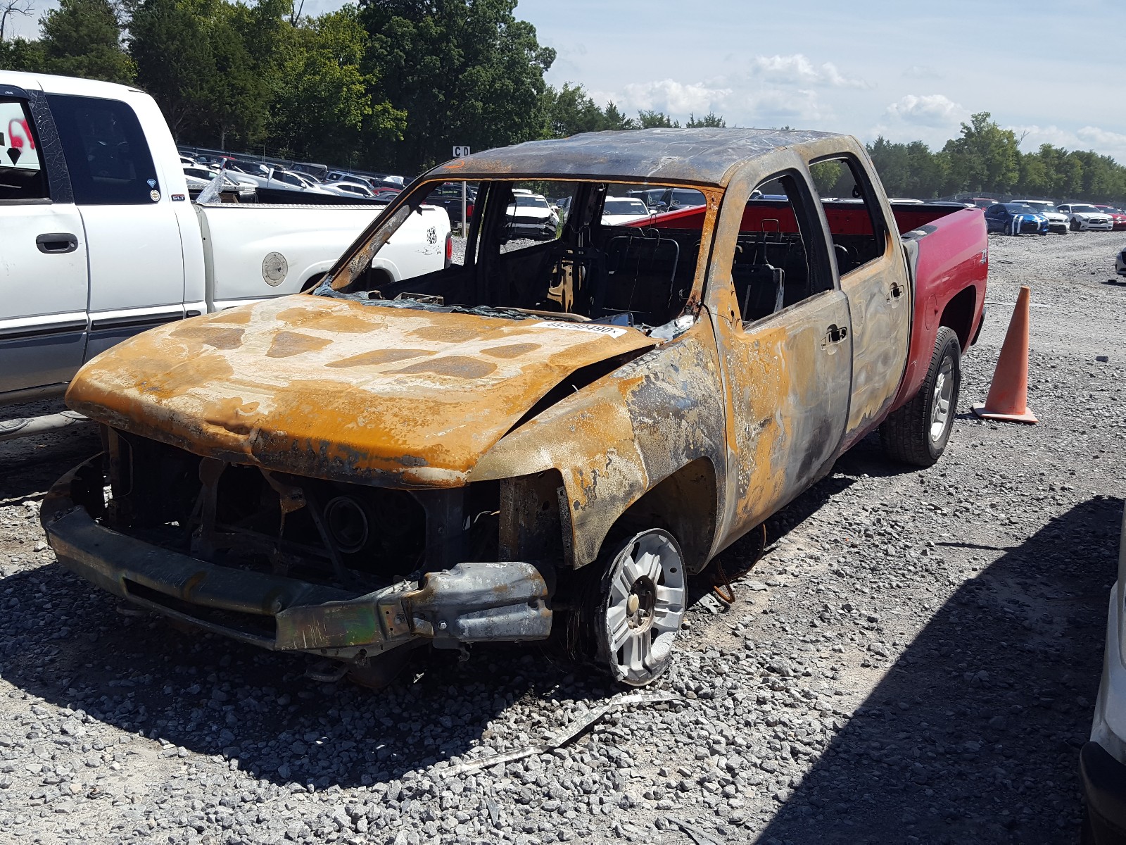 Photo 2 from auction – 2011 CHEVROLET SILVERADO with VIN 3GCPKSE38BG312818