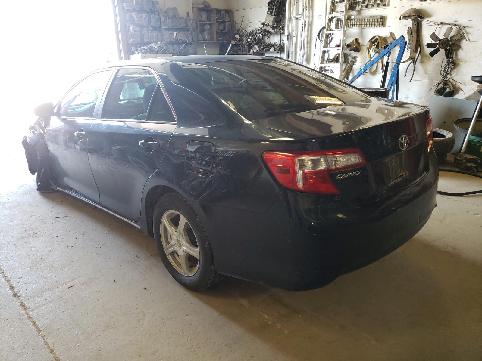 Photo 3 from auction – 2012 TOYOTA CAMRY BASE with VIN 4T4BF1FK9CR170720