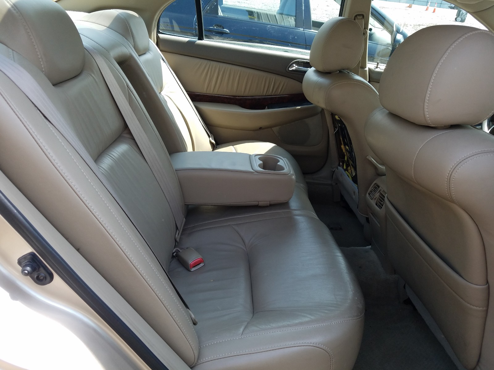 Photo 6 from auction – 2000 ACURA 3.2TL with VIN 19UUA5666YA042493