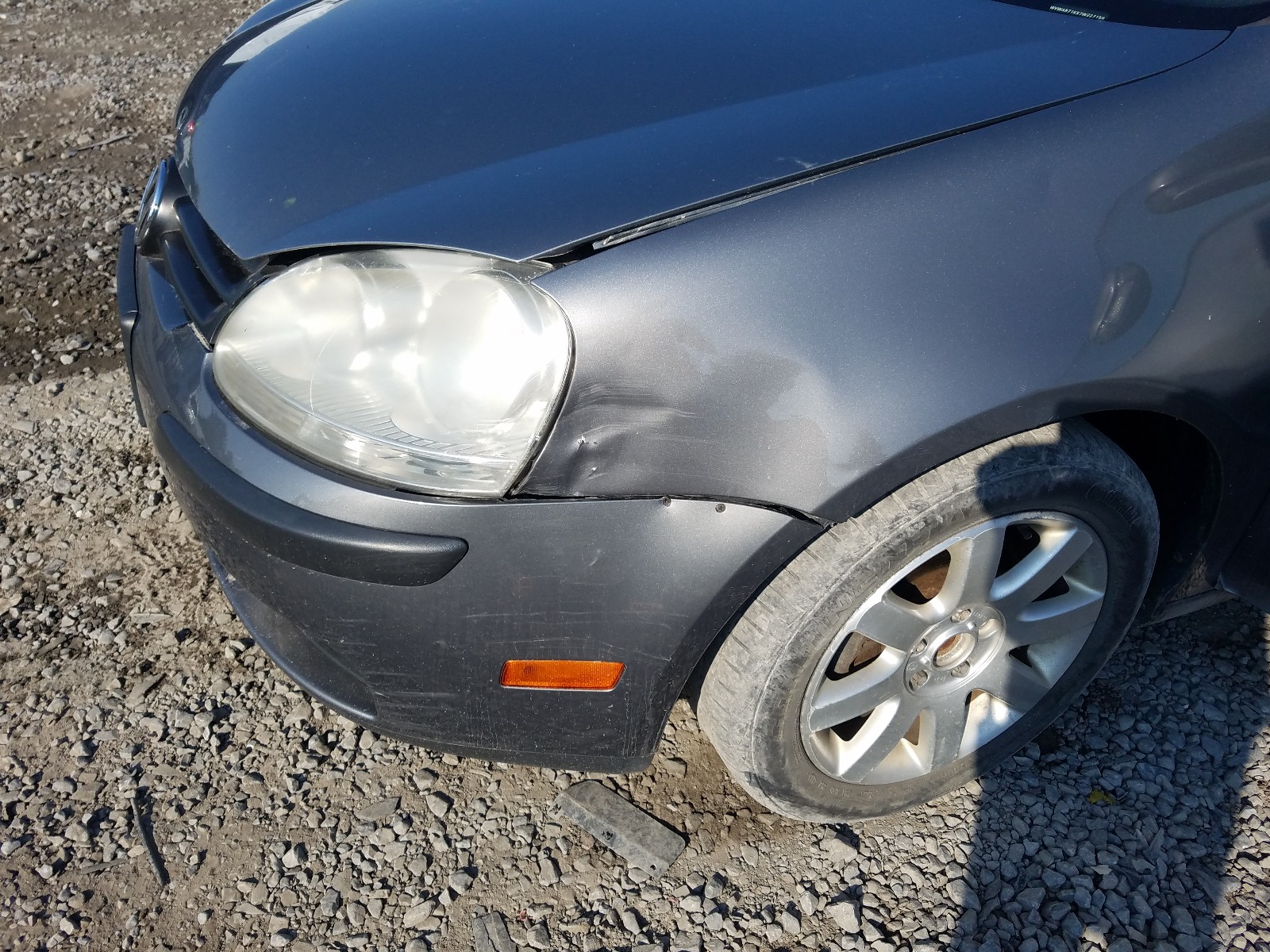 Photo 9 from auction – 2007 VOLKSWAGEN RABBIT with VIN WVWAR71KX7W227156