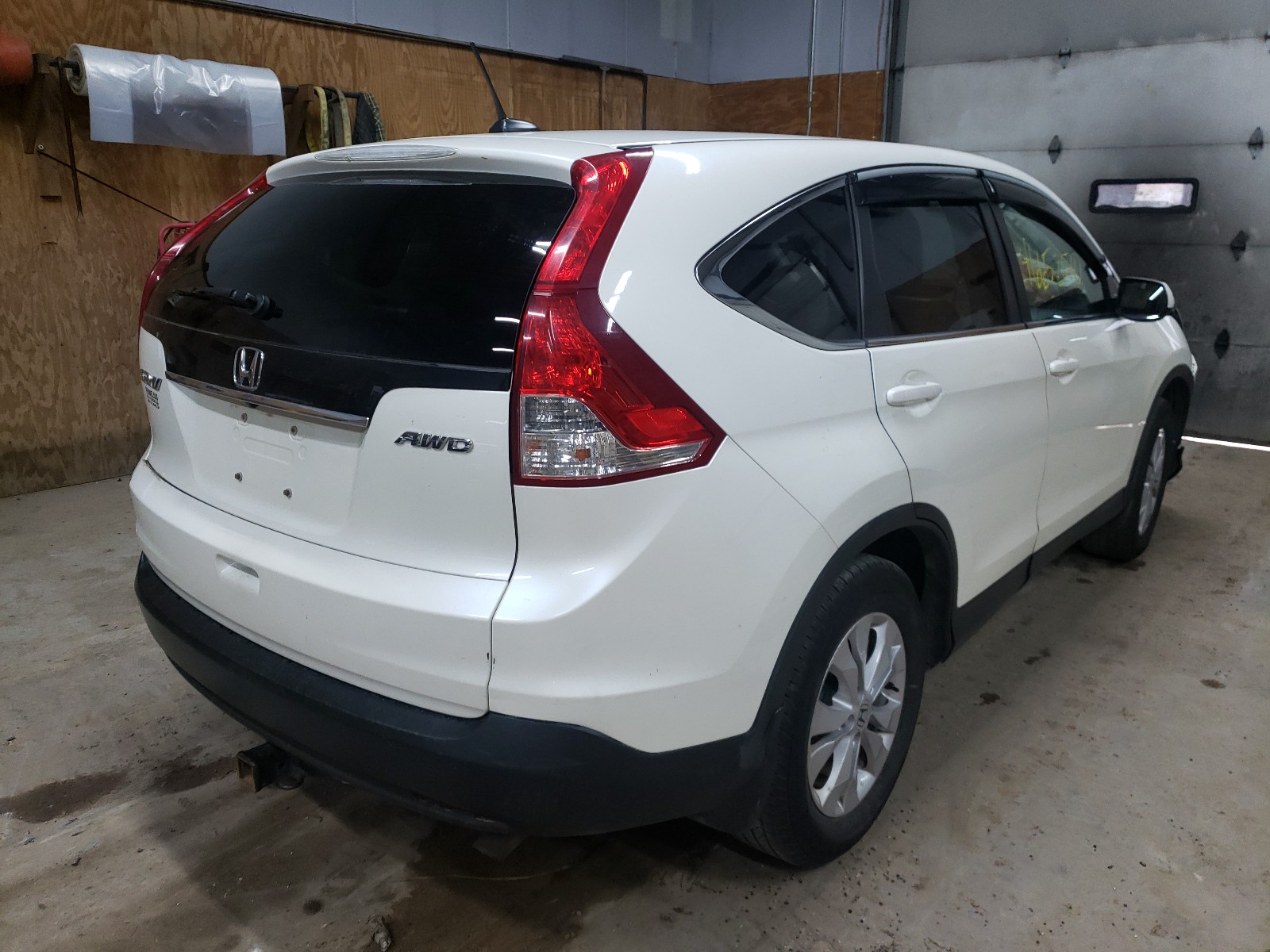 Photo 4 from auction – 2014 HONDA CR-V EXL with VIN 2HKRM4H70EH105801