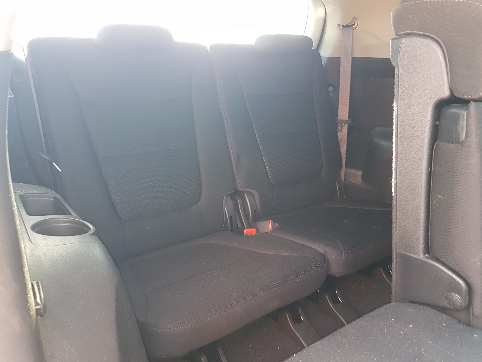 Photo 9 from auction – 2015 KIA SORENTO LX with VIN 5XYKTDA63FG575545