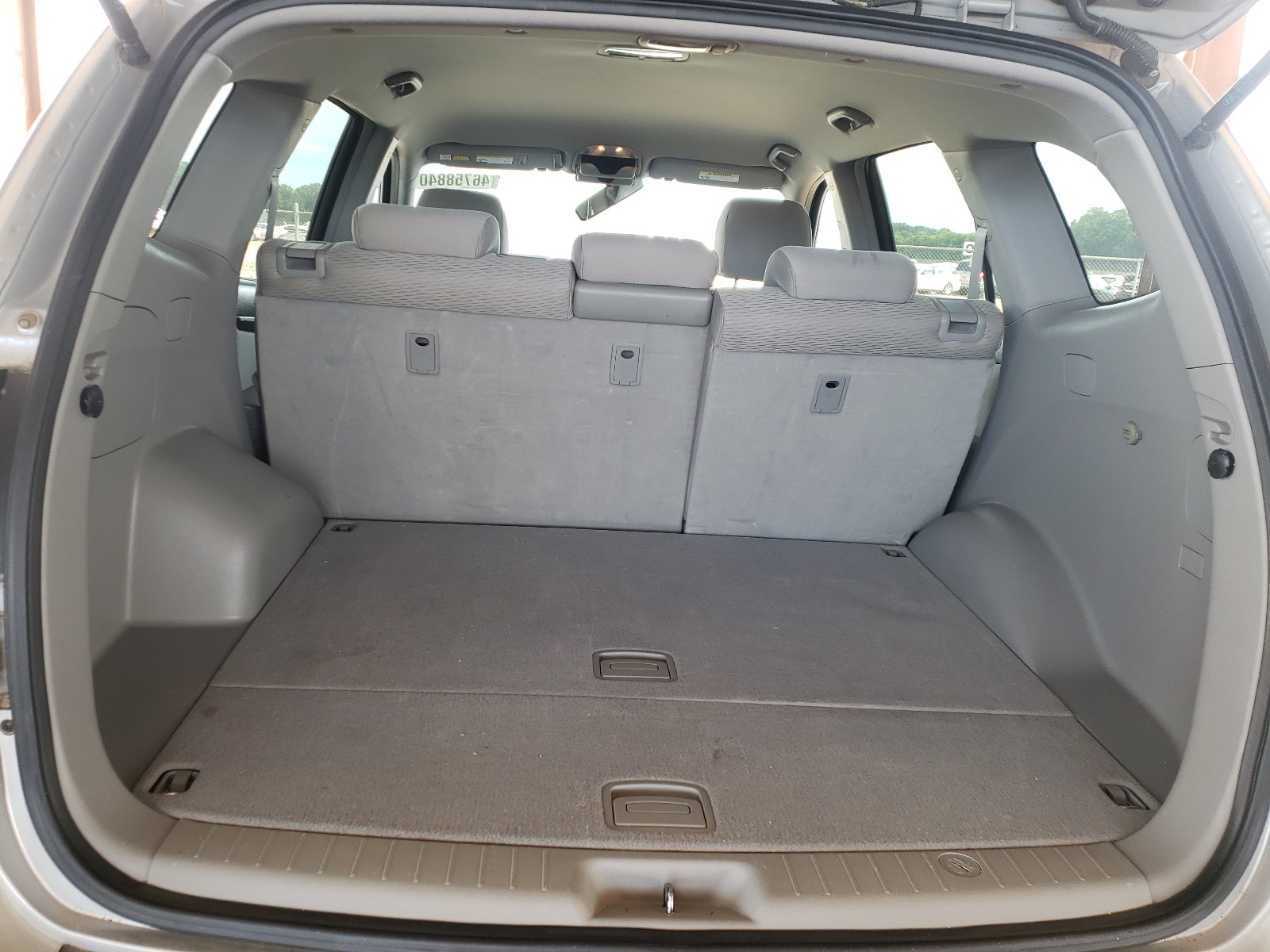 Photo 9 from auction – 2008 HYUNDAI SANTA FE G with VIN 5NMSG13D78H183367