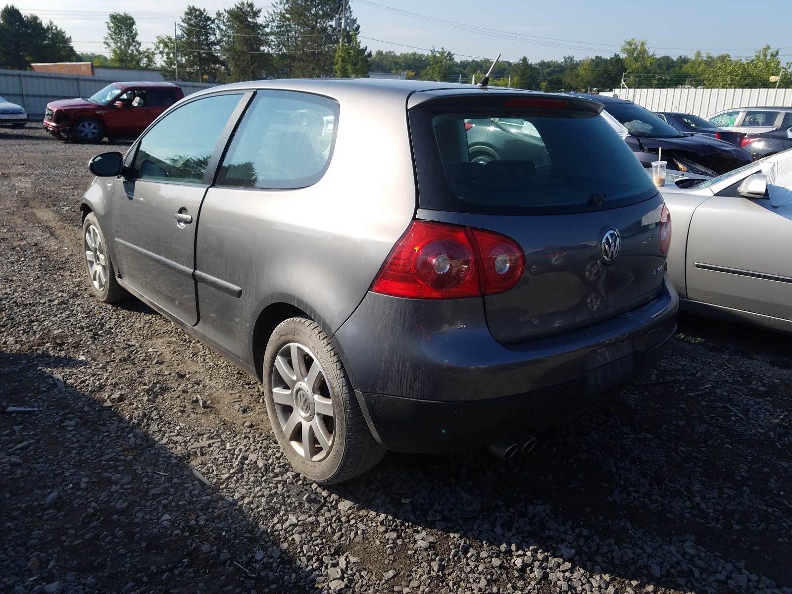 Photo 3 from auction – 2007 VOLKSWAGEN RABBIT with VIN WVWAR71KX7W227156