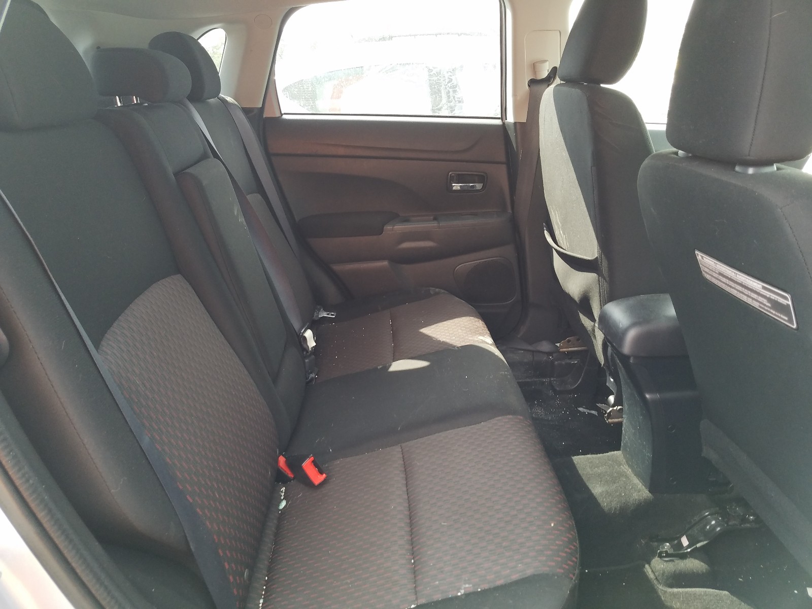 Photo 6 from auction – 2017 MITSUBISHI OUTLANDER with VIN JA4AP3AU9HZ008862