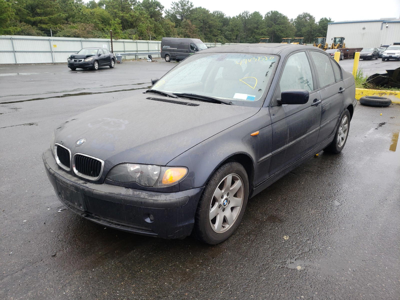 Photo 2 from auction – 2003 BMW 5 SERIES with VIN WBAEV33443KR25653