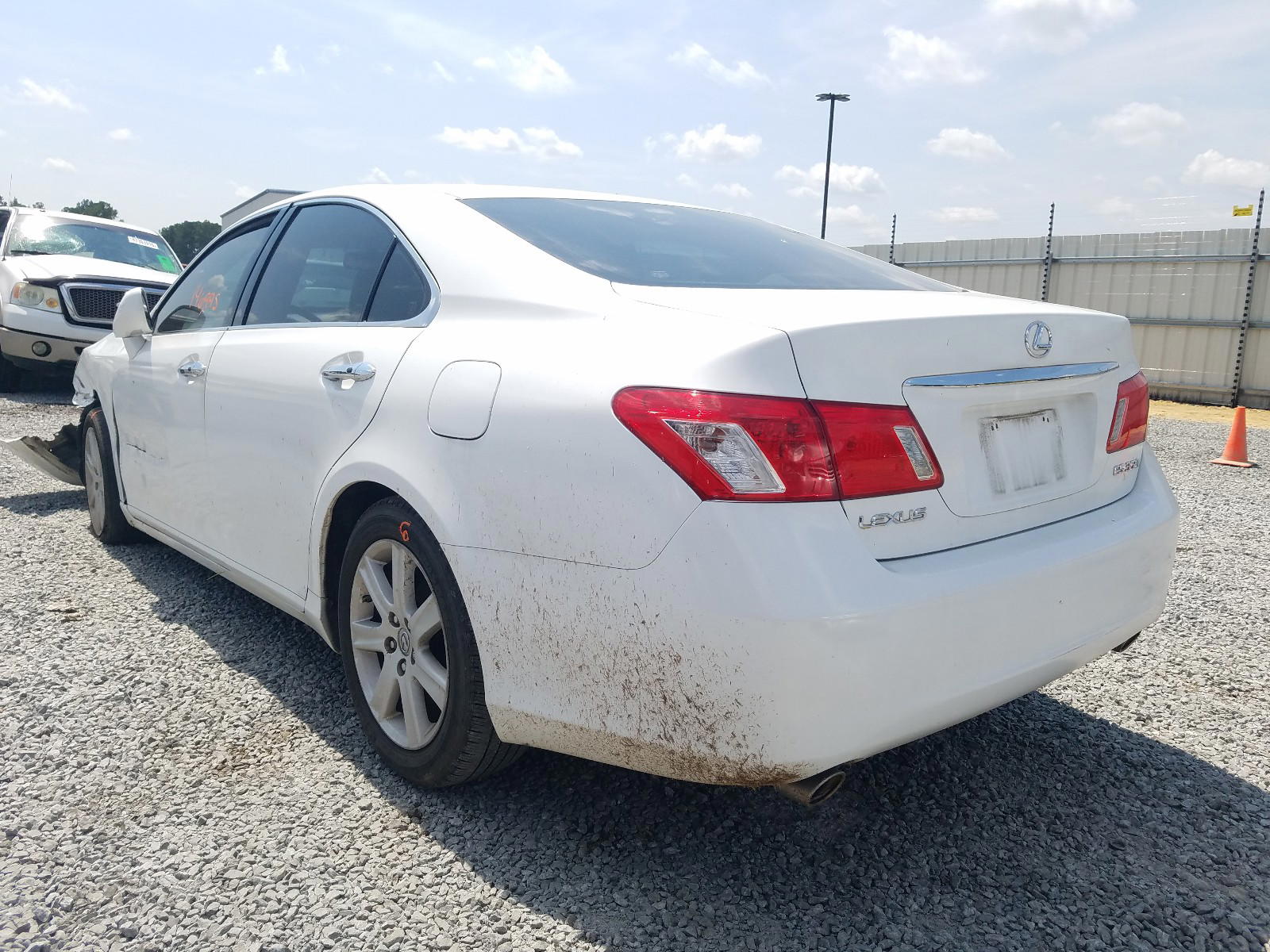 Photo 3 from auction – 2007 LEXUS ES 350 with VIN JTHBJ46GX72114005