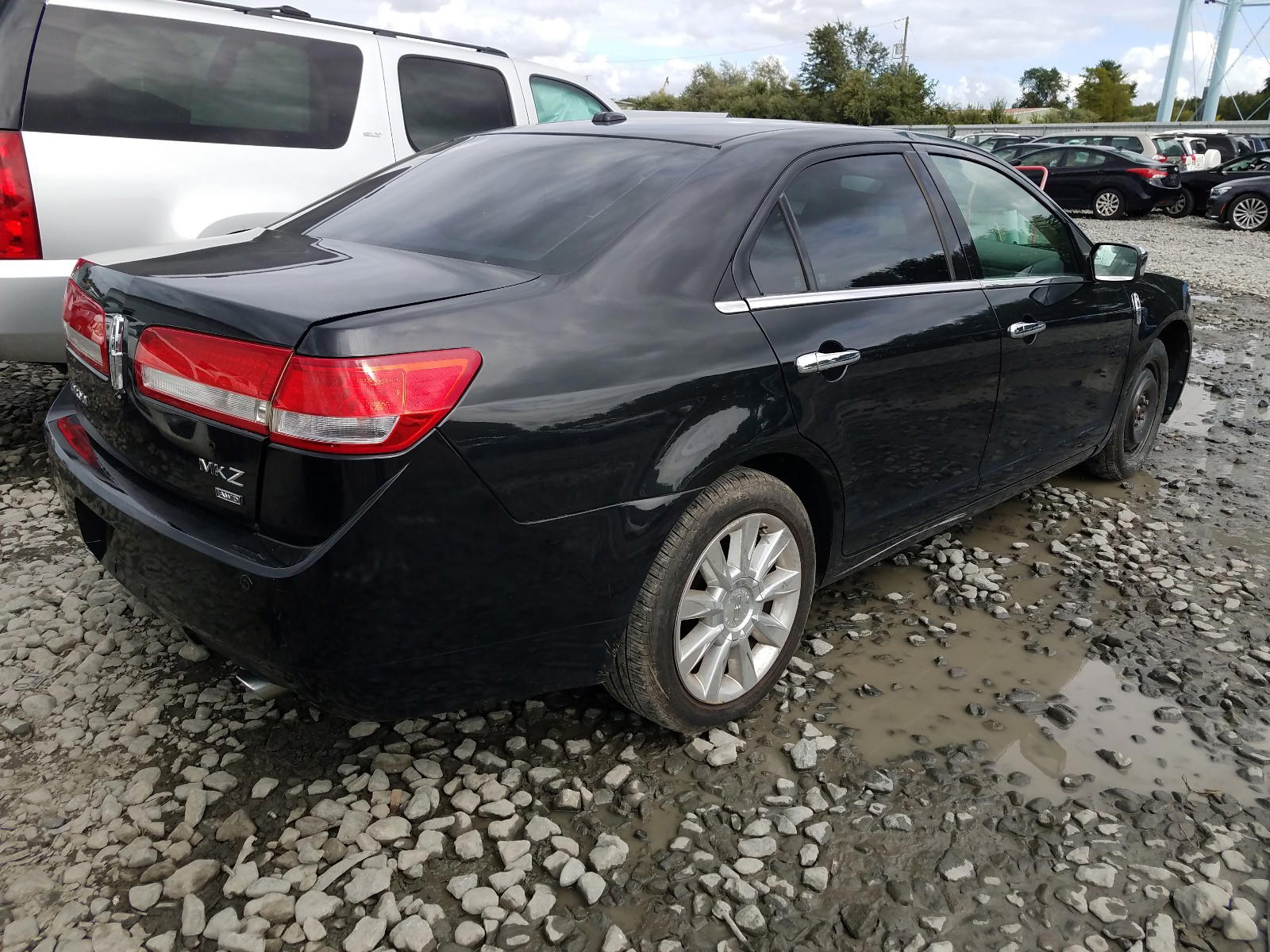 Photo 4 from auction – 2011 LINCOLN MKZ with VIN 3LNHL2JC4BR762762
