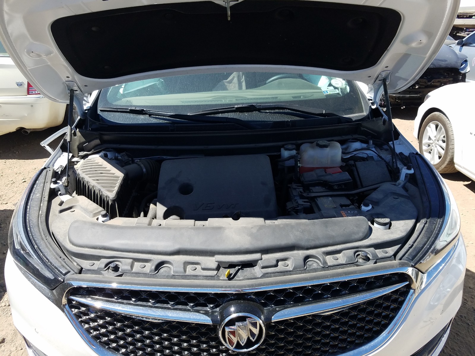 Photo 7 from auction – 2019 BUICK ENCLAVE AV with VIN 5GAEVCKW5KJ213650