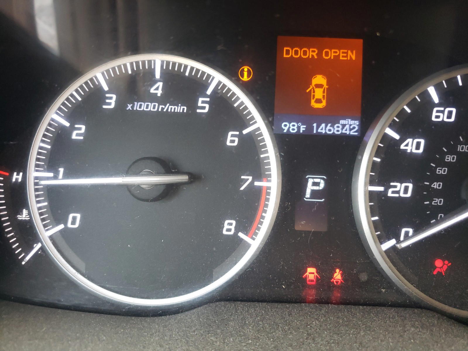 Photo 8 from auction – 2016 ACURA ILX PREMIU with VIN 19UDE2F72GA011381
