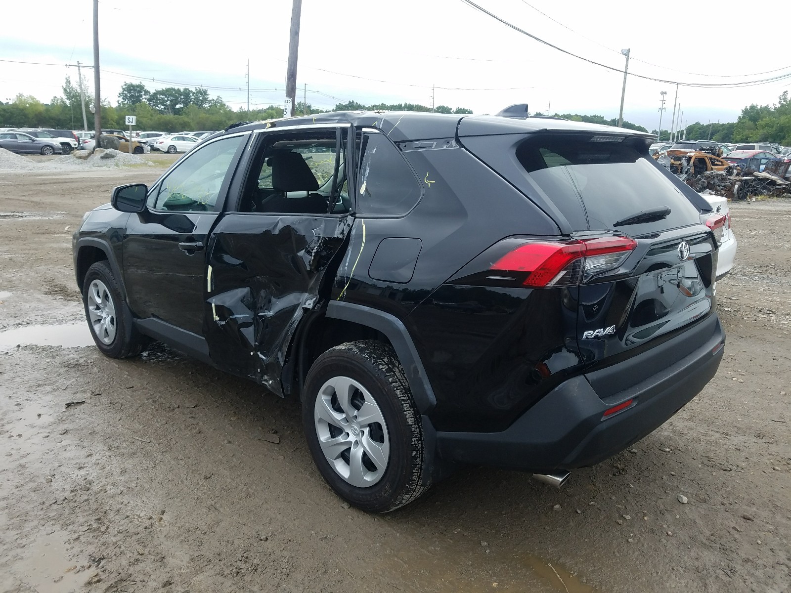 Zdjęcie 3 z aukcji – 2019 TOYOTA RAV4 LE z VIN 2T3F1RFV2KC020376