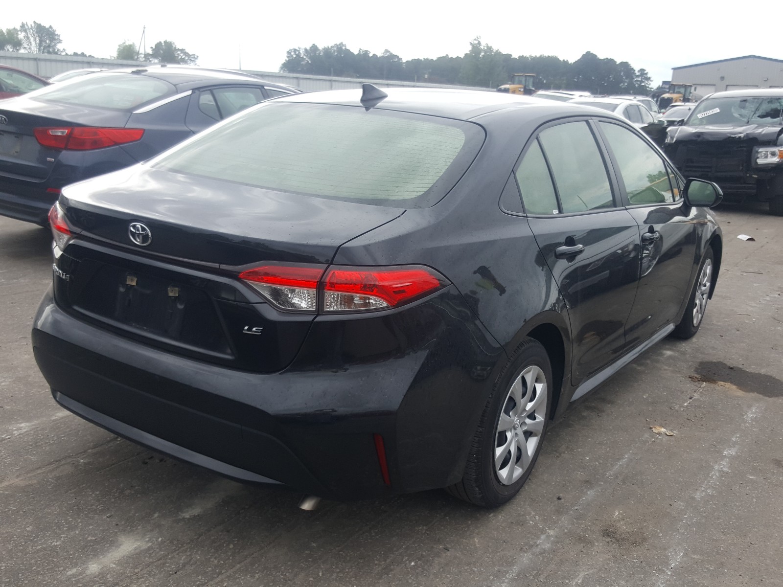 Photo 4 from auction – 2020 TOYOTA COROLLA LE with VIN JTDEPRAE7LJ050974